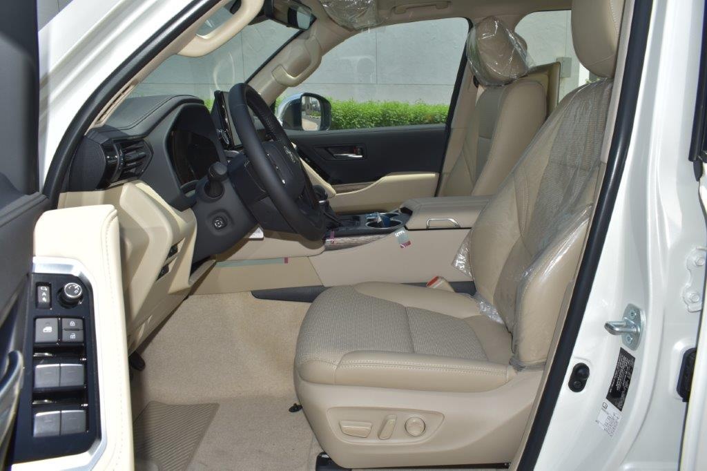 Chi tiết Toyota Land Cruiser 2022 bản cao cấp nhất ảnh 10 Chi tiet Toyota Land Cruiser 2022 ban cao cap nhat anh 10