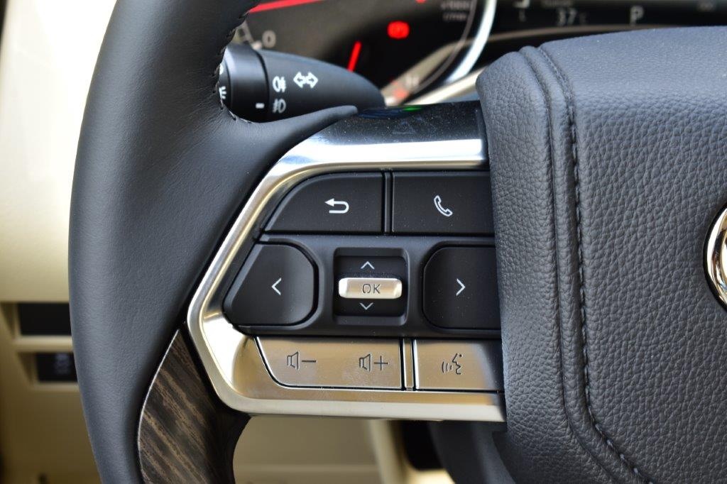 Chi tiết Toyota Land Cruiser 2022 bản cao cấp nhất ảnh 18 Chi tiet Toyota Land Cruiser 2022 ban cao cap nhat anh 18