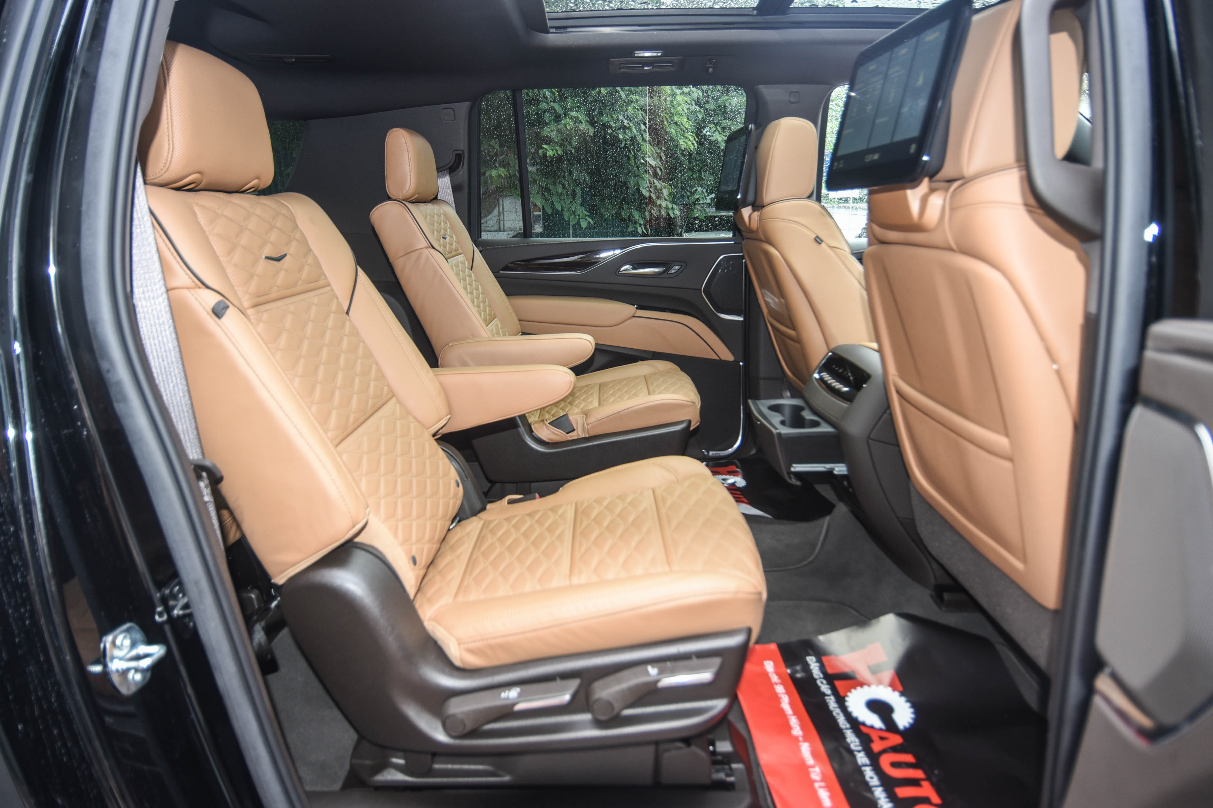 10 mẫu SUV có nội thất đẹp nhất 2021 ảnh 20 10 mau SUV co noi that dep nhat 2021 anh 20