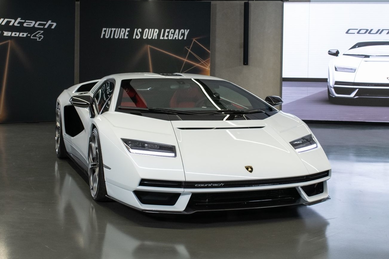 Lamborghini Countach được bán sạch sau khi ra mắt ảnh 1 Lamborghini Countach duoc ban sach sau khi ra mat anh 1