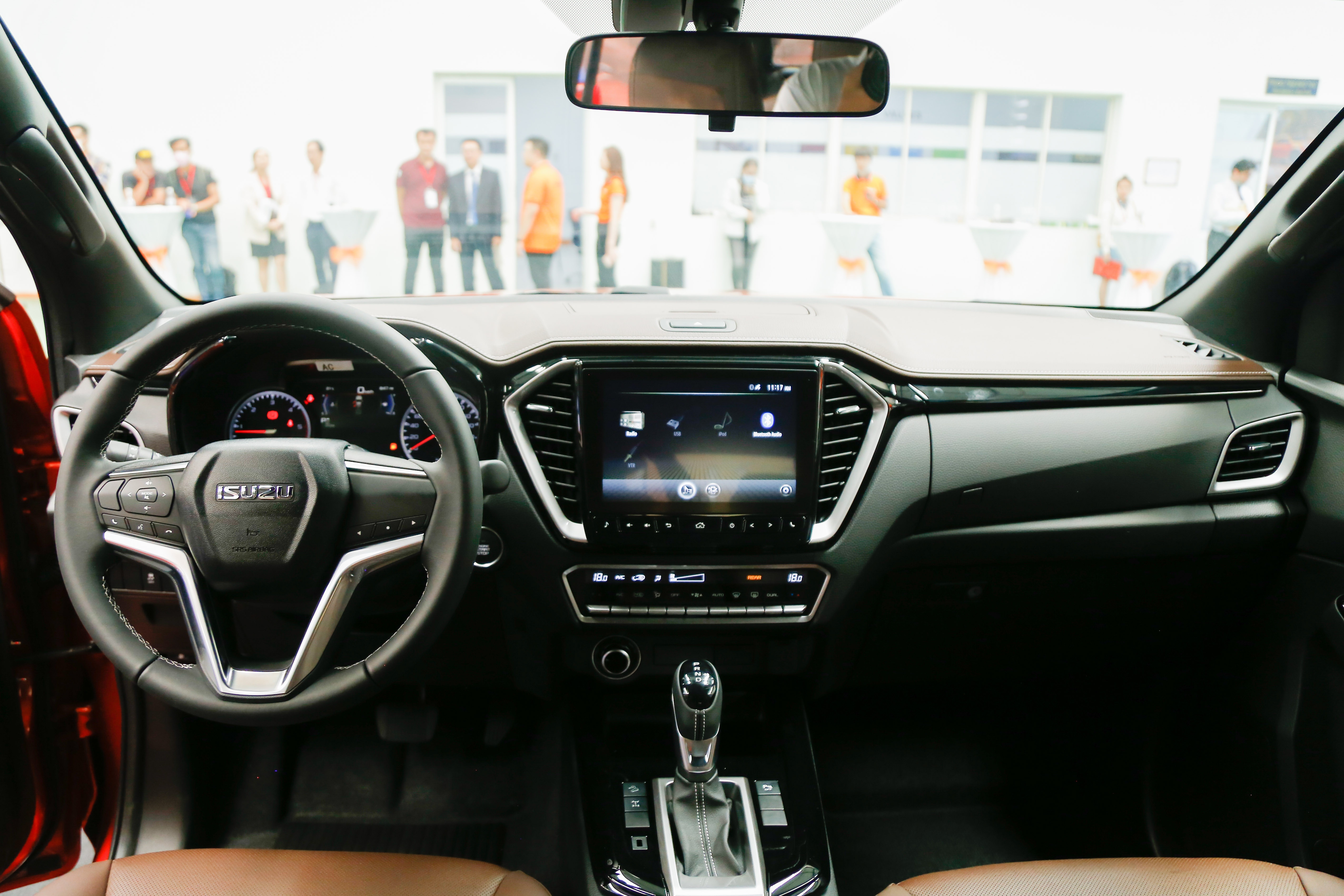 3 mẫu bán tải bản cao cấp rẻ nhất thị trường ảnh 8 3 mau ban tai ban cao cap re nhat thi truong anh 8