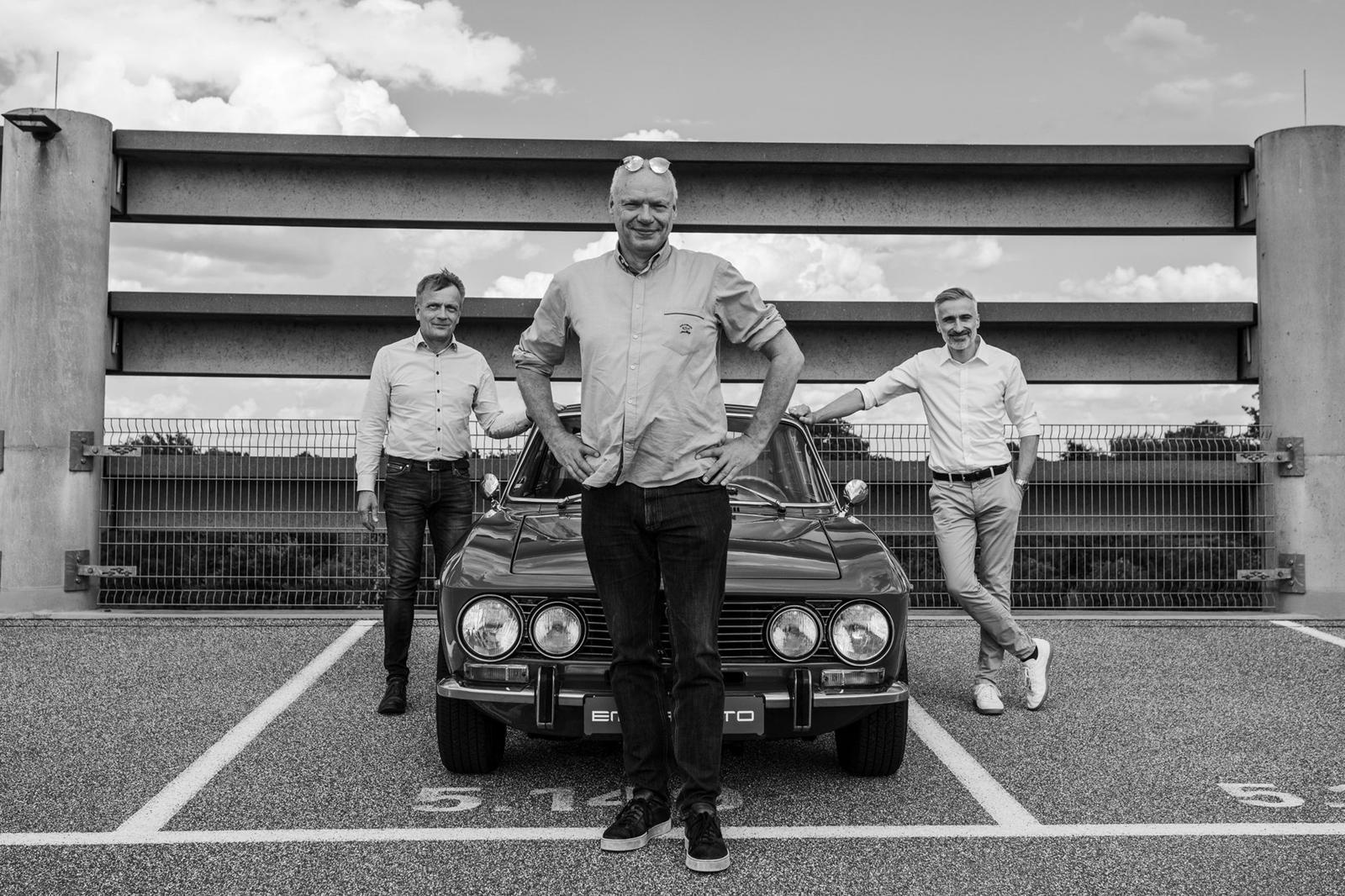 Emilia GT Veloce - xe co dien gia gan 500.000 USD anh 7