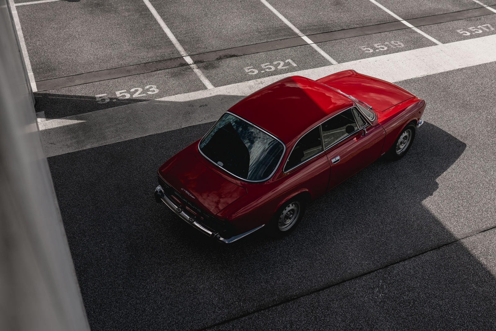 Emilia GT Veloce - xe co dien gia gan 500.000 USD anh 6