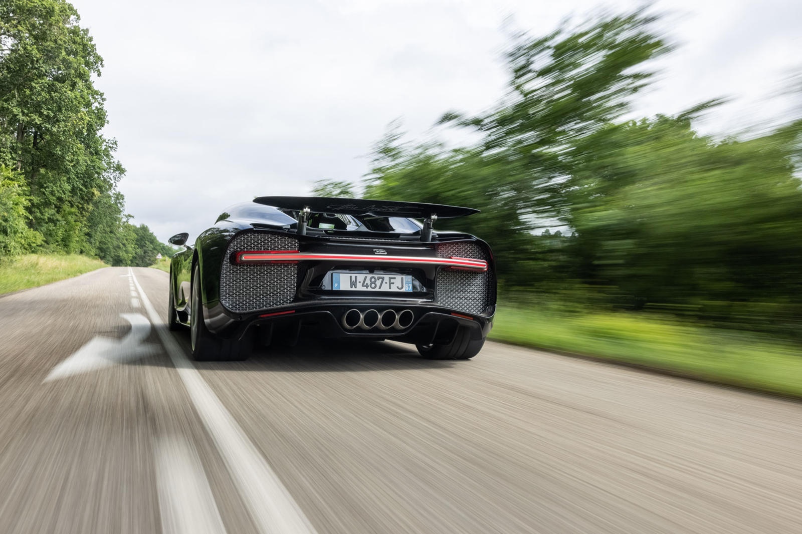 Danh gia sieu xe Bugatti Chiron Sport anh 11