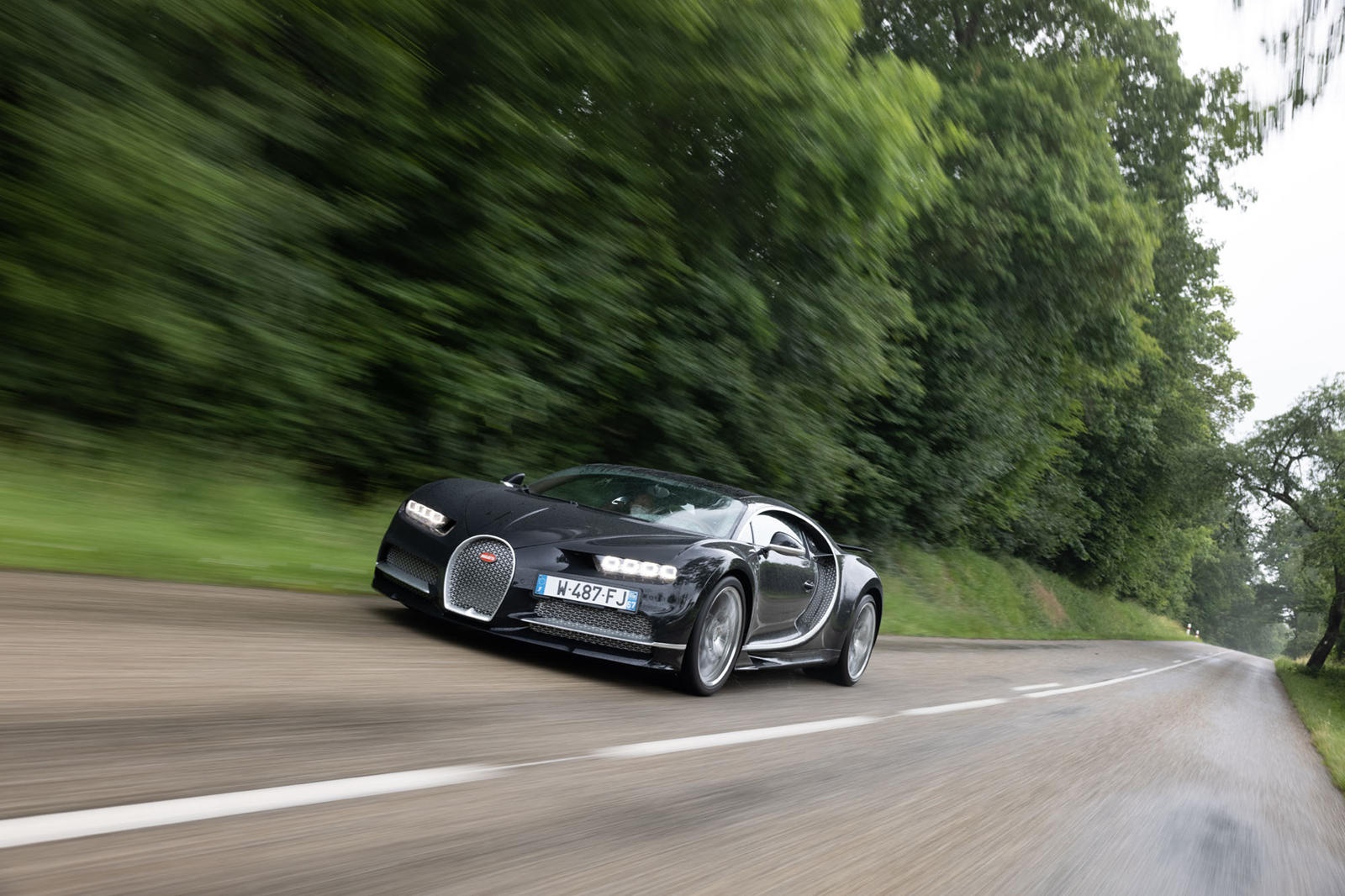 Danh gia sieu xe Bugatti Chiron Sport anh 9