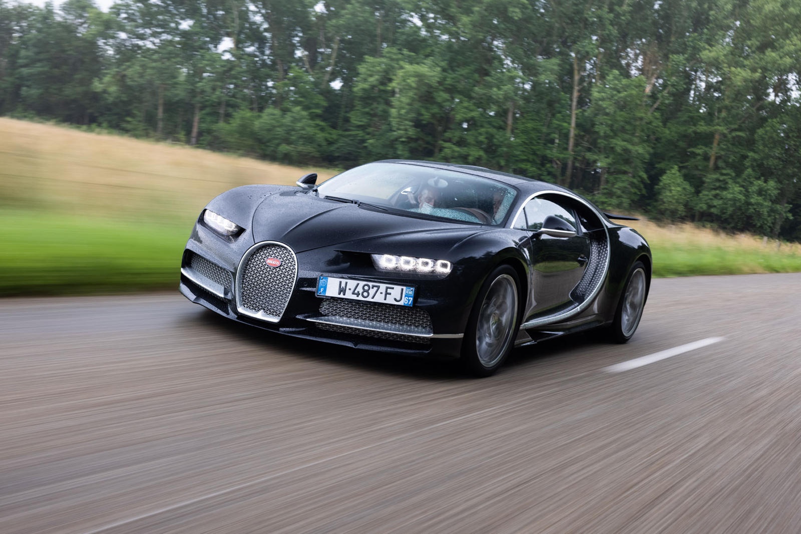 Danh gia sieu xe Bugatti Chiron Sport anh 1