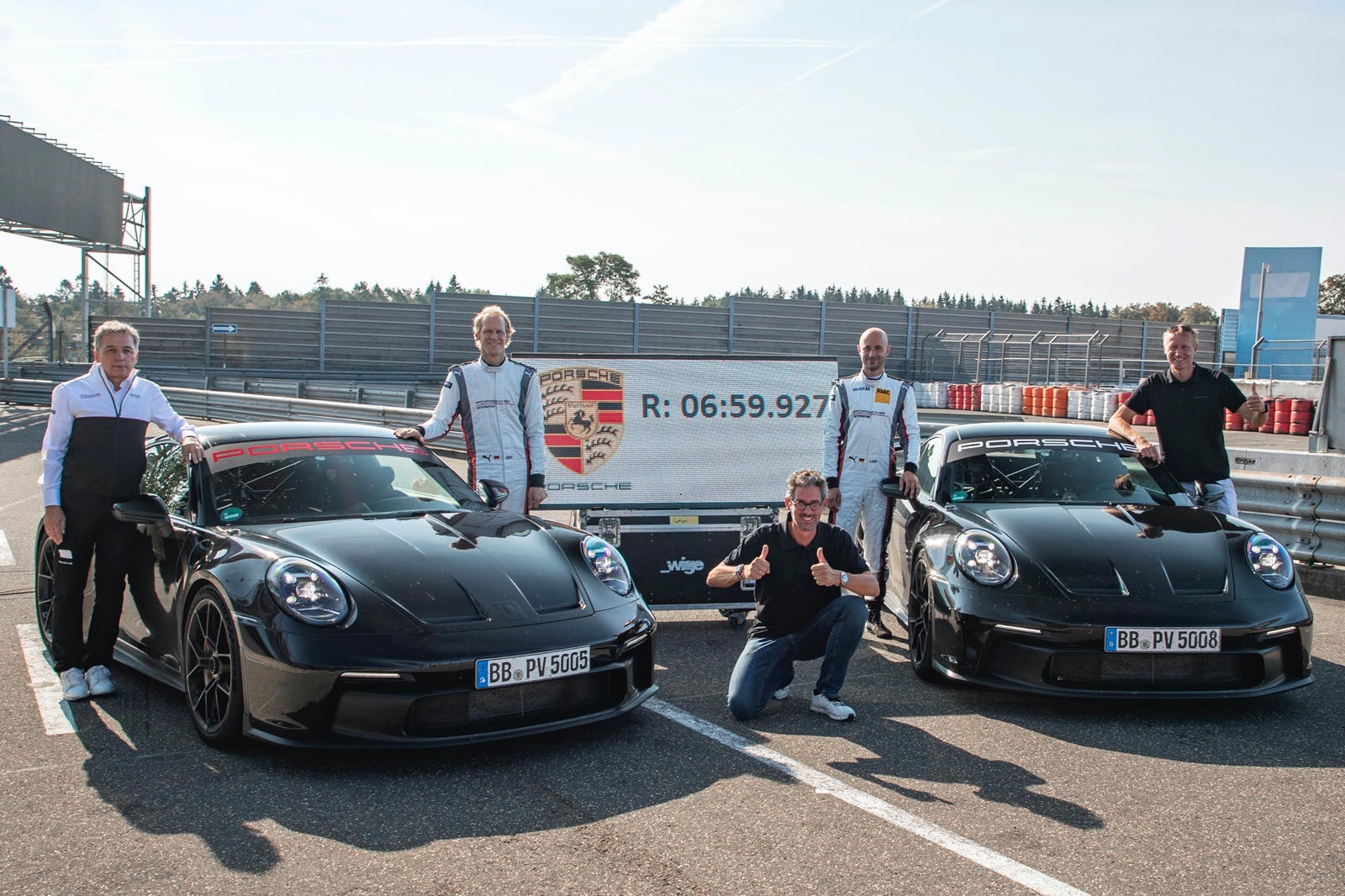 Porsche 911 GT3 2022 se co cong nghe xe dua anh 6