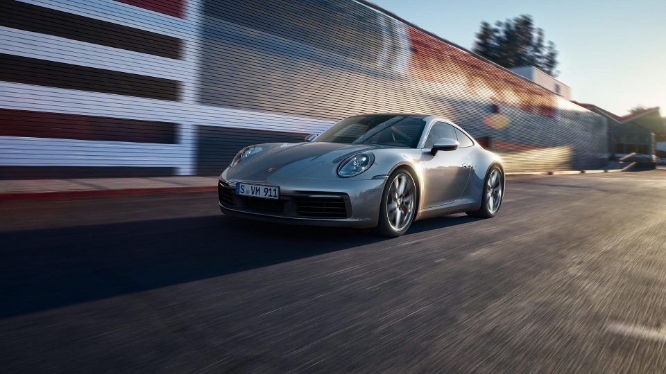 Xe Porsche gần như tan biến sau tai nạn nghiêm trọng ảnh 10 Xe Porsche gan nhu tan bien sau tai nan nghiem trong anh 10