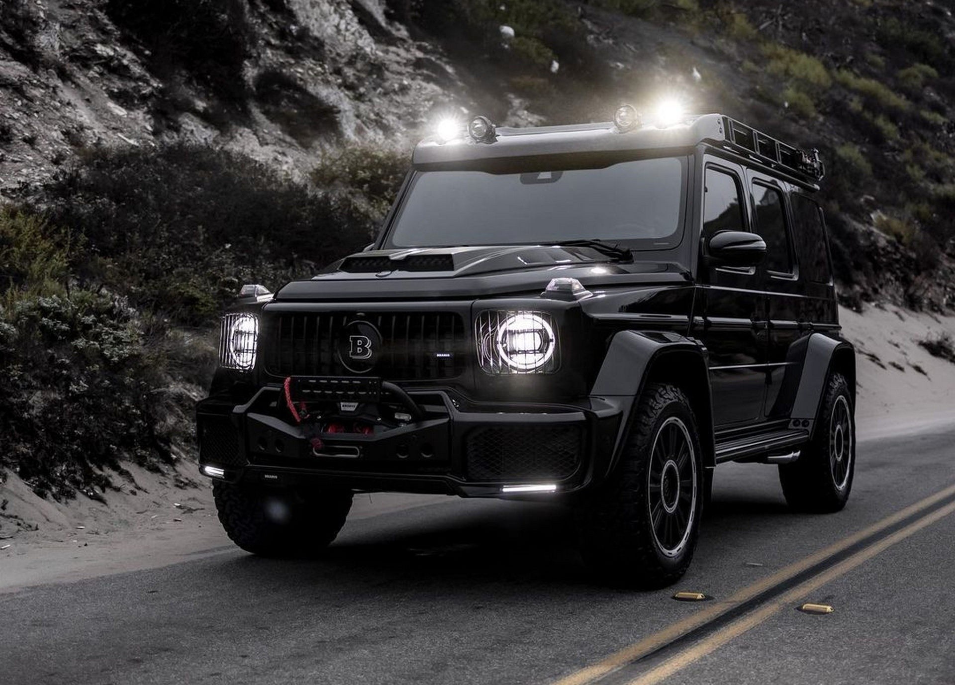 Goi do danh rieng cho Mercedes-AMG G63 gia 600.000 USD hinh anh