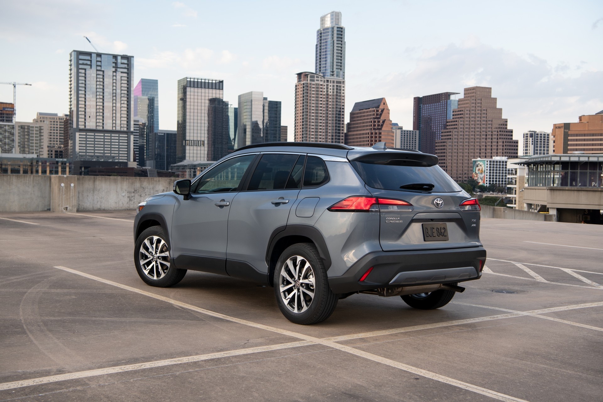 Toyota Corolla Cross co gia 22.000 USD tai My anh 10