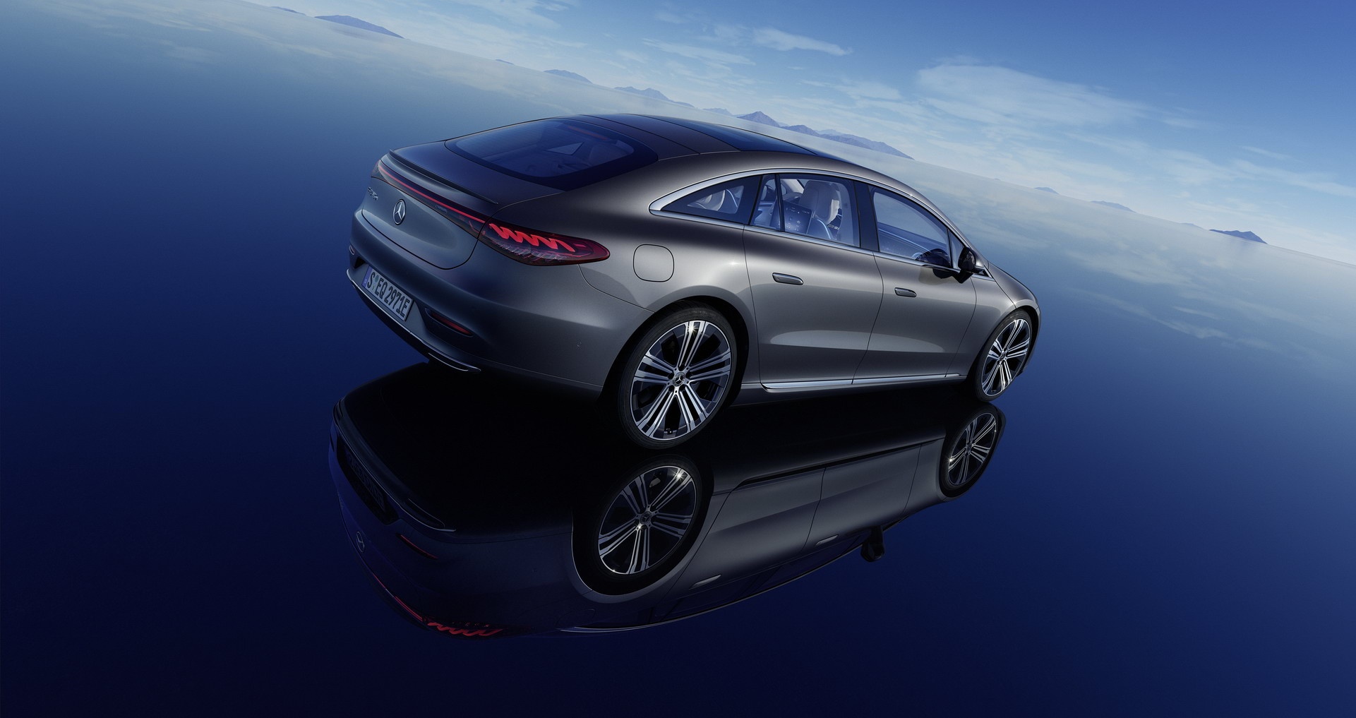 Mercedes-Benz EQS ra mat,  co gia tu 138.000 USD anh 4