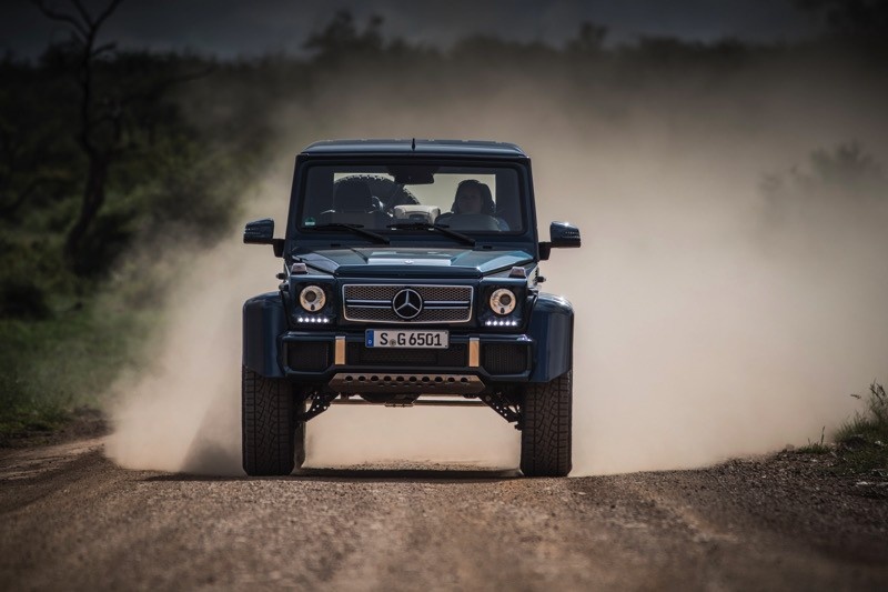 Mercedes-Maybach G 650 Landaulet trở thành SUV đắt giá nhất thế giới ảnh 6 Mercedes-Maybach G 650 Landaulet tro thanh SUV dat gia nhat the gioi anh 6