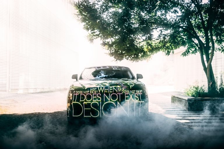 Xe điện đầu tiên của Rolls-Royce được hé lộ ảnh 2 Xe dien dau tien cua Rolls-Royce duoc he lo anh 2