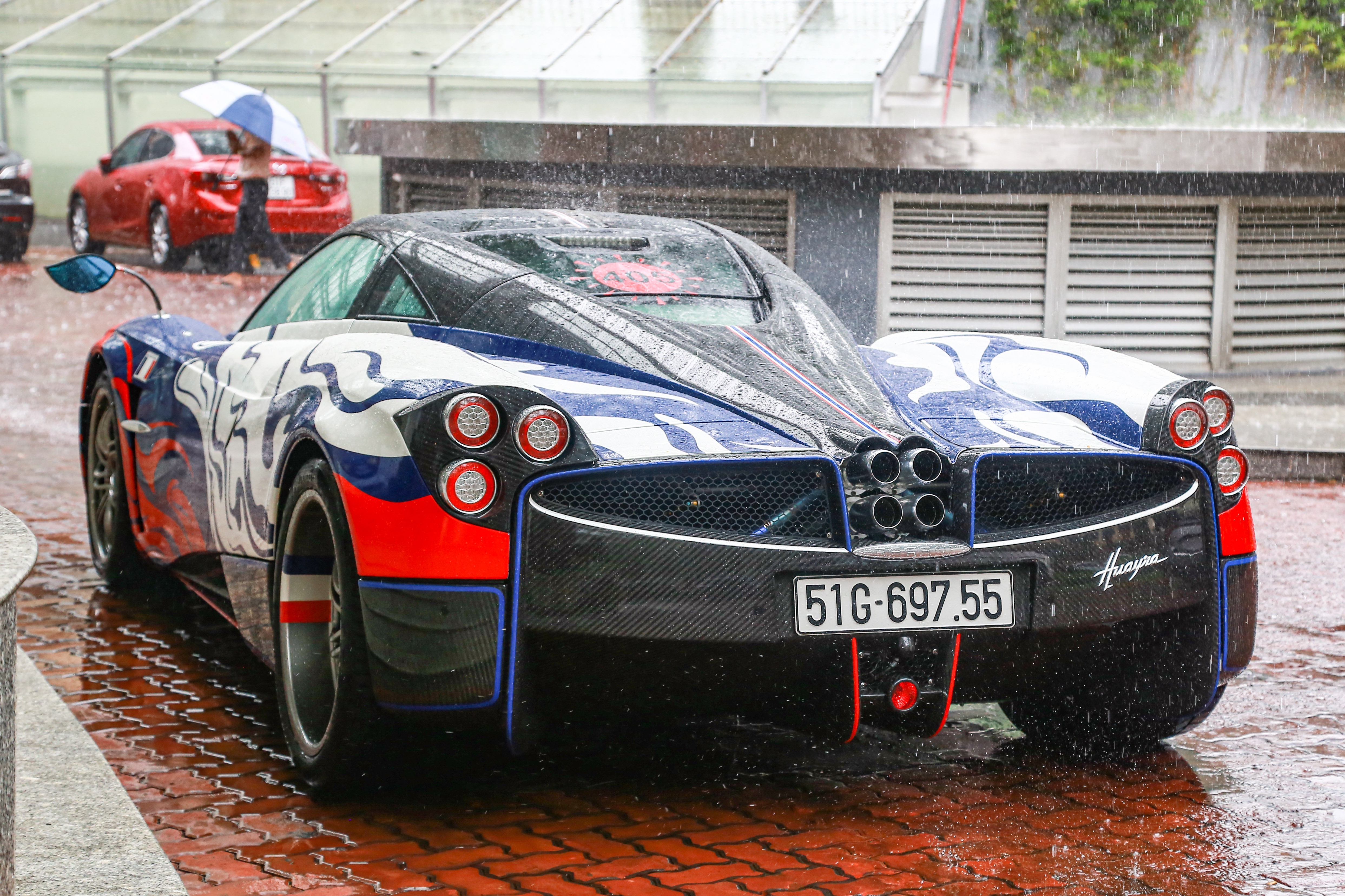 Nhung mau hypercar da xuat hien tai Viet Nam anh 10