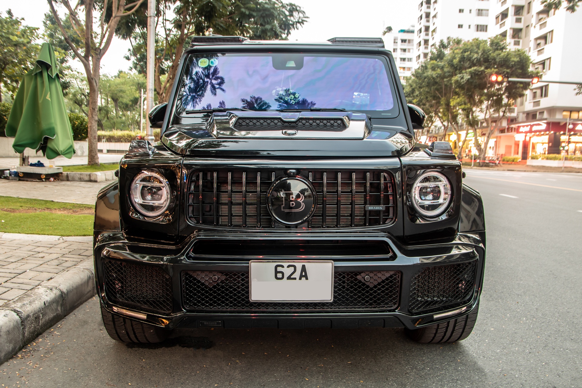 Can canh chiec Mercedes-AMG G 63 do Brabus 800 tai TP.HCM hinh anh