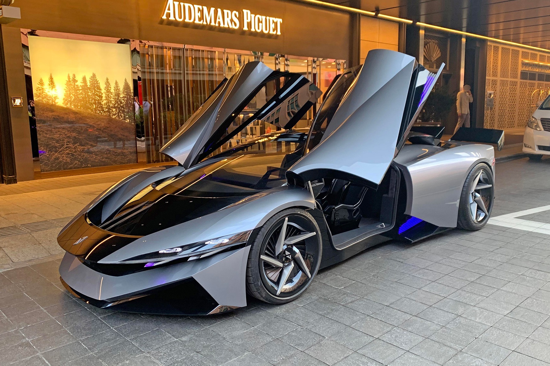 Nhung sieu xe noi tieng nhat cua Trung Quoc anh 1