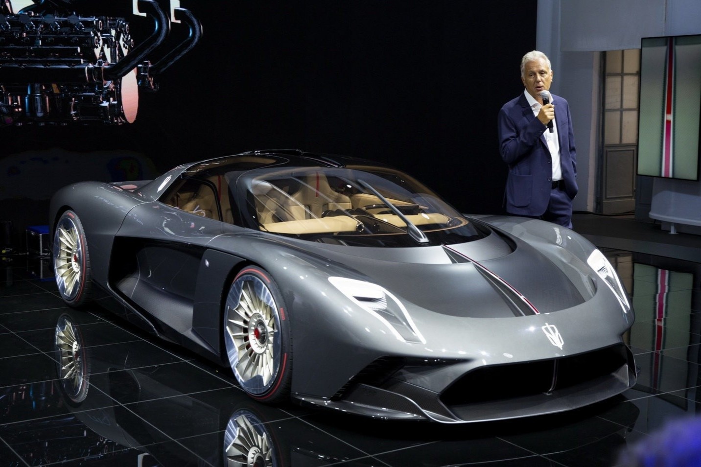 Doi hinh sieu xe Trung Quoc dat gia nhat hinh anh