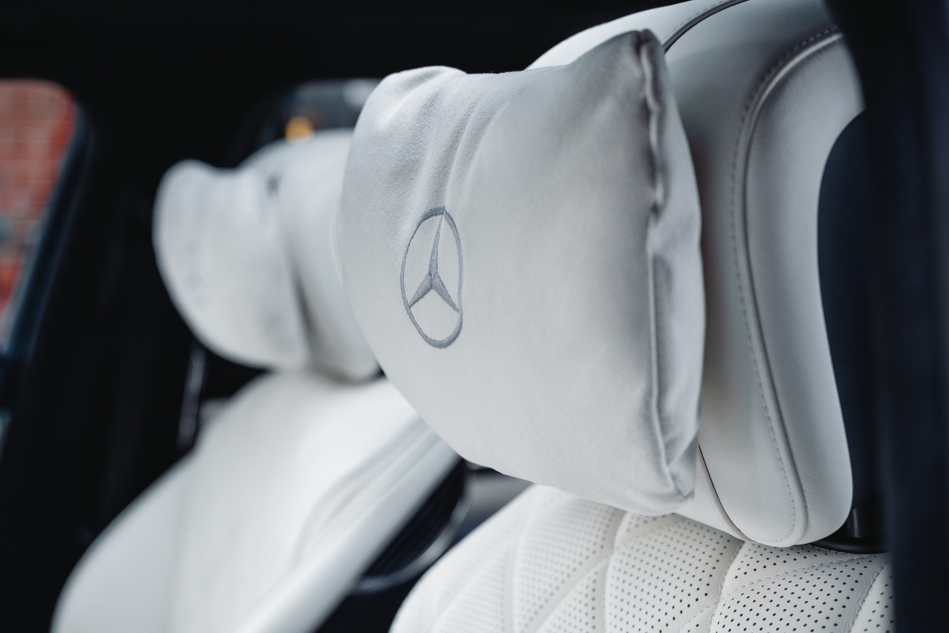 Mercedes-Benz bổ sung thêm tùy chọn cá nhân hóa ảnh 9 Mercedes-Benz bo sung them tuy chon ca nhan hoa anh 9