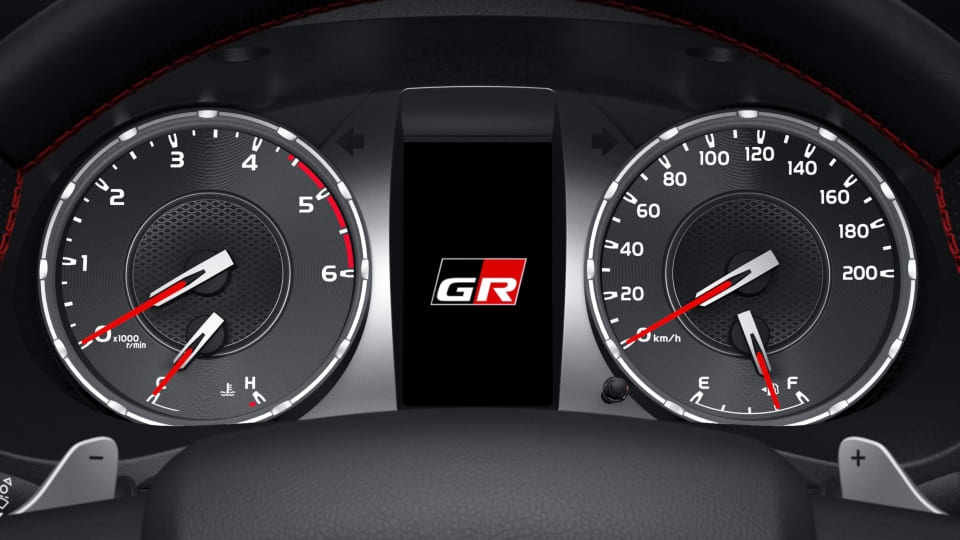 Toyota Hilux bản thể thao ra mắt tại Nhật Bản ảnh 7 Toyota Hilux ban the thao ra mat tai Nhat Ban anh 7