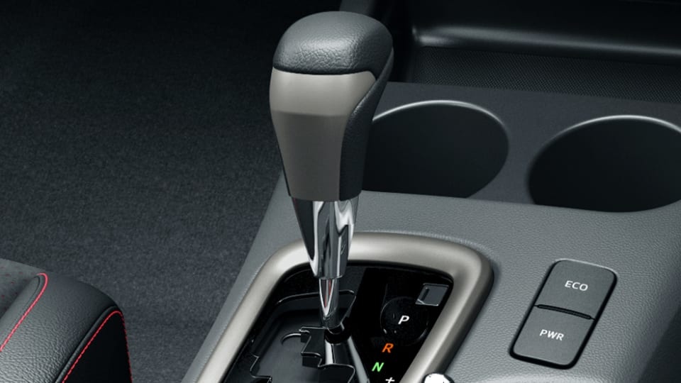 Toyota Hilux ban the thao ra mat tai Nhat Ban anh 10