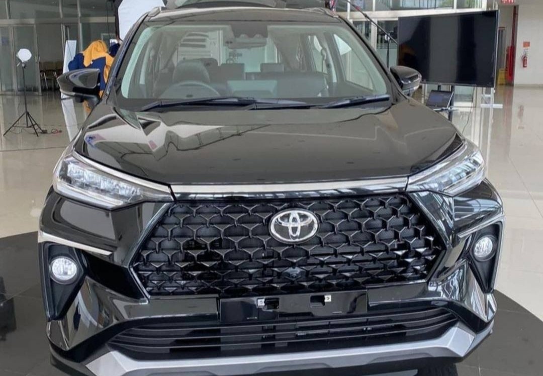 Toyota Avanza the he moi dep hon doi cu hinh anh