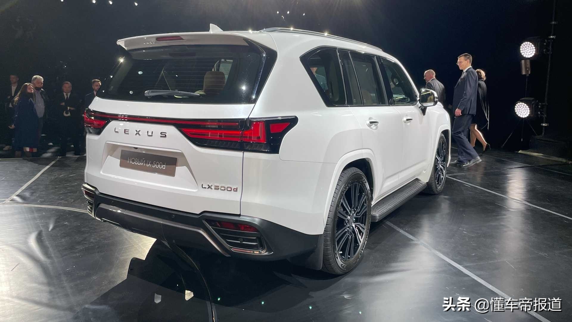 Chi tiet Lexus LX 2022 ban dong co diesel anh 4