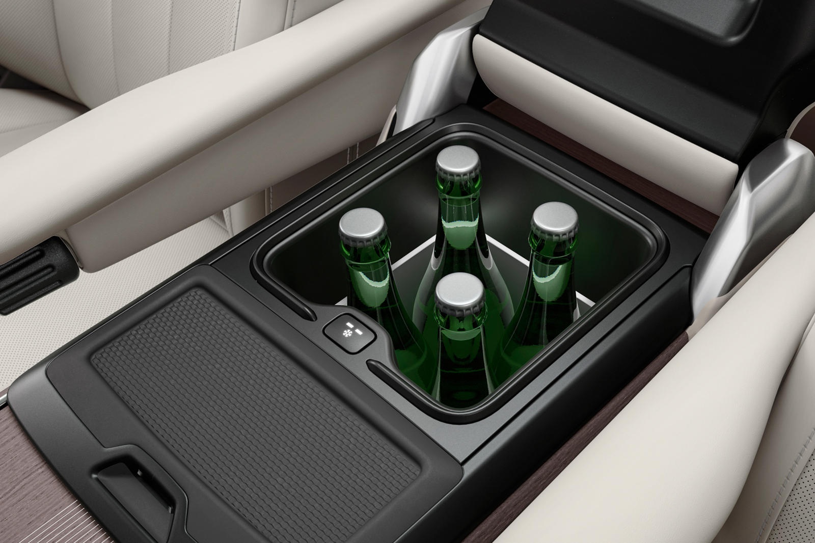 Diem dac biet tren Range Rover 2022 anh 10