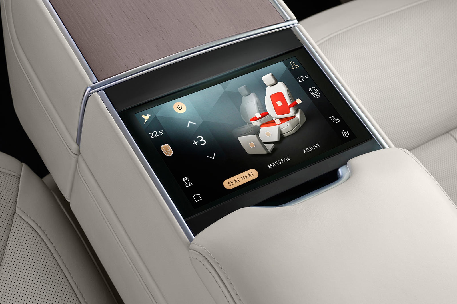 Diem dac biet tren Range Rover 2022 anh 15