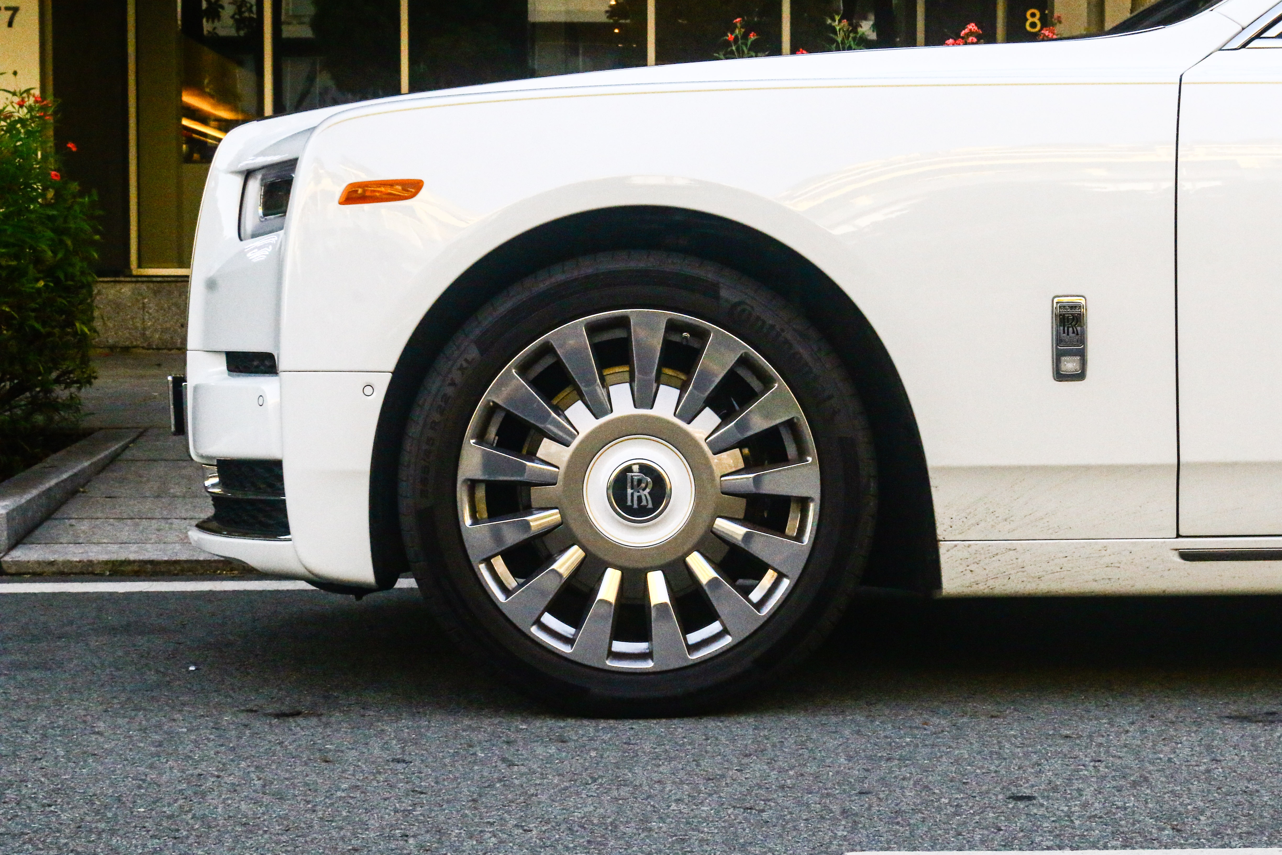 Chi tiet Rolls-Royce Phantom VIII Tranquility tai TP.HCM anh 6