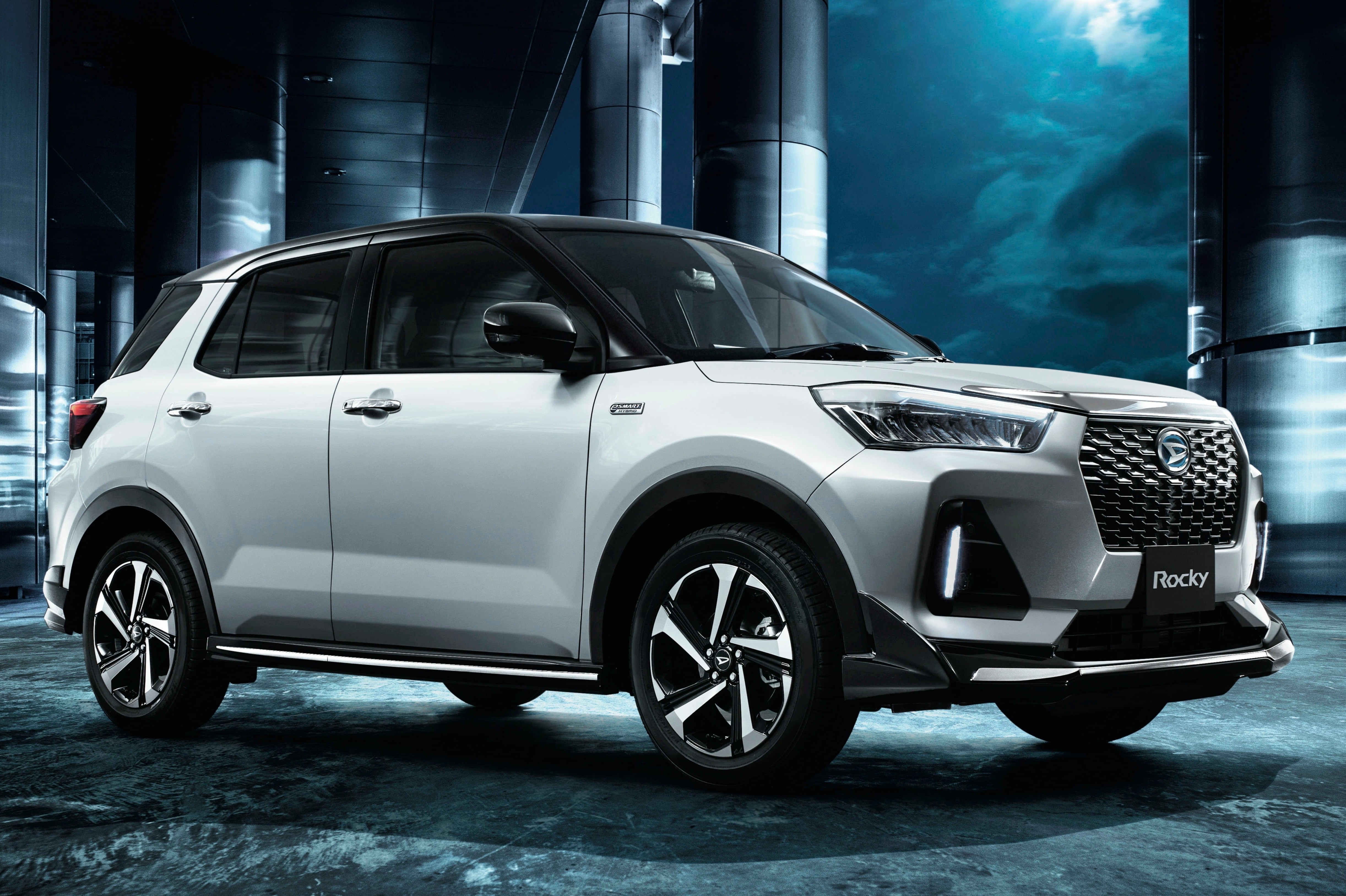 Toyota Raize phien ban moi ra mat tai Nhat Ban hinh anh