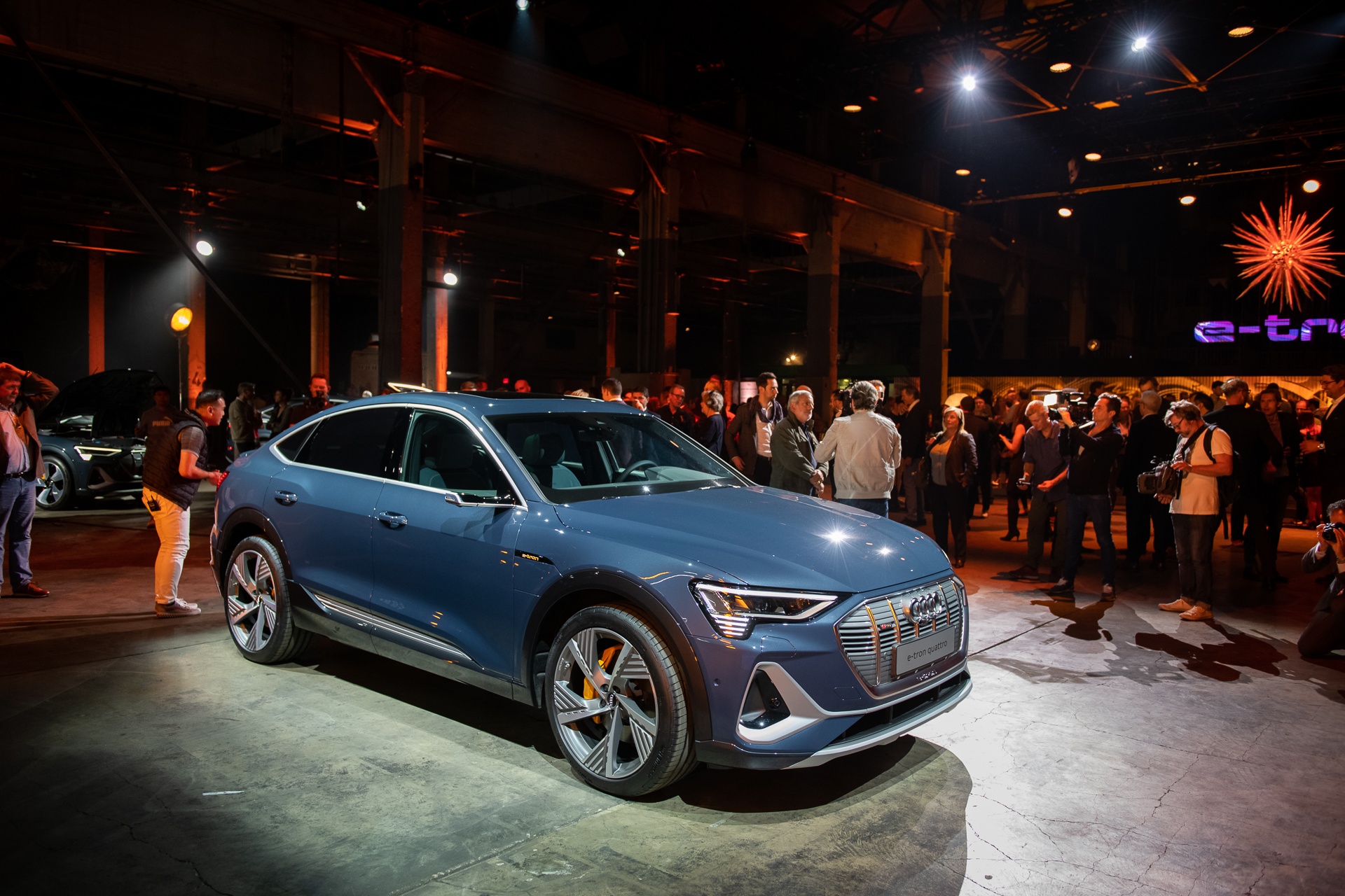 Nhung mau xe dien thanh cong sau khi ra mat tai Trien lam Los Angeles anh 3