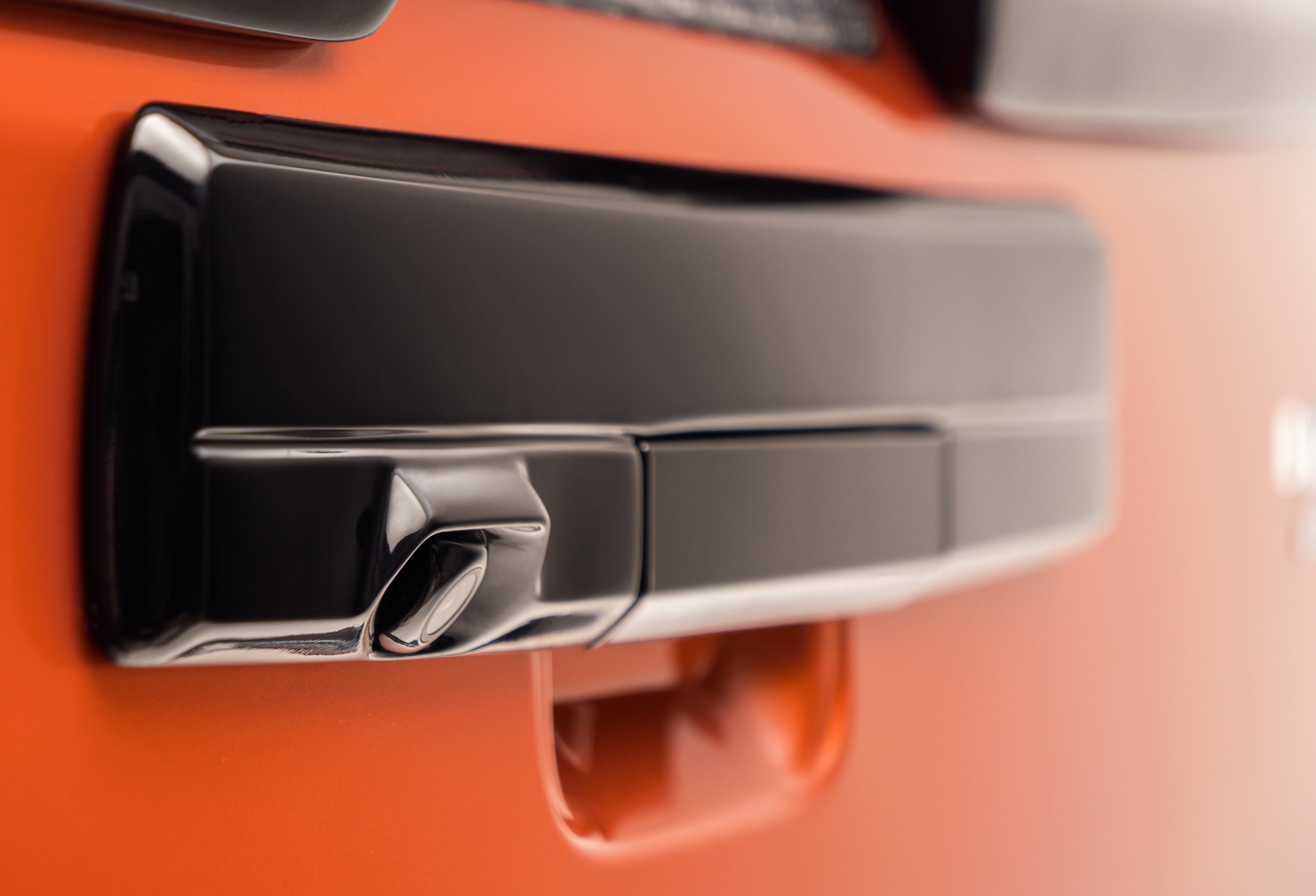 Mitsubishi Triton Athlete duoc ra mat,  gia tu 740 trieu dong anh 8