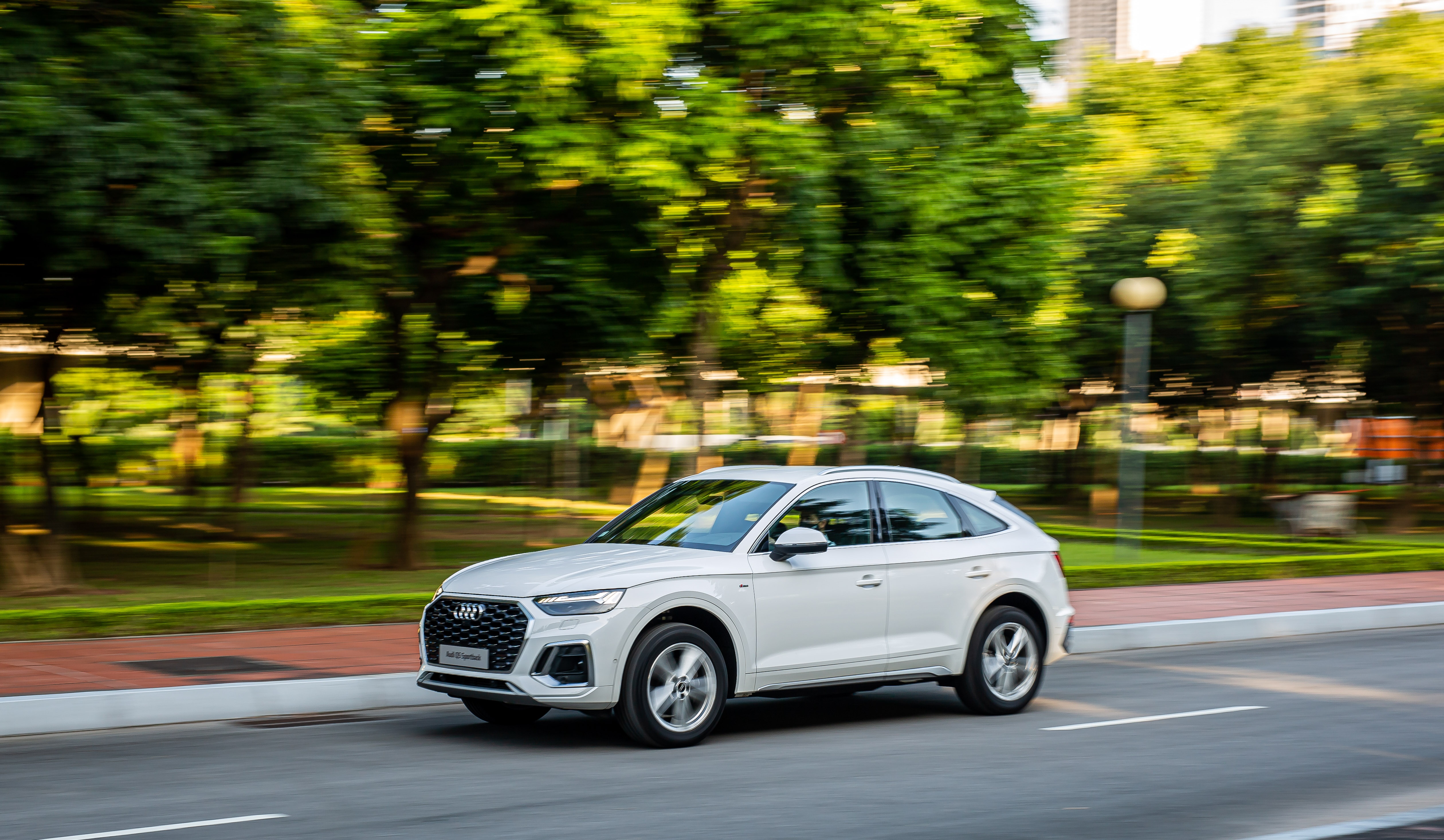 Chi tiet Audi Q5 Sportback vua ra mat anh 14