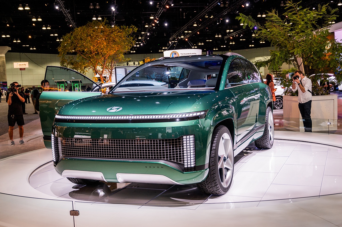 Những điểm nhấn của Triển lãm Ôtô Los Angeles 2021 ảnh 6 Nhung diem nhan cua Trien lam Oto Los Angeles 2021 anh 6