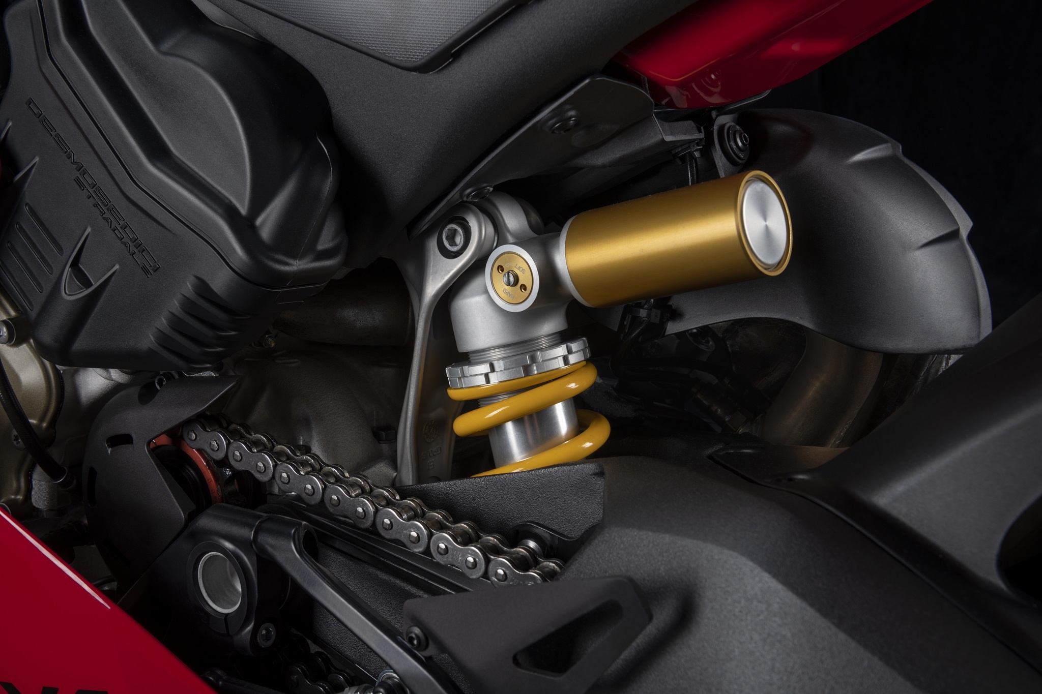 Ducati Panigale V4 2022 duoc ra mat voi nhieu nang cap anh 10