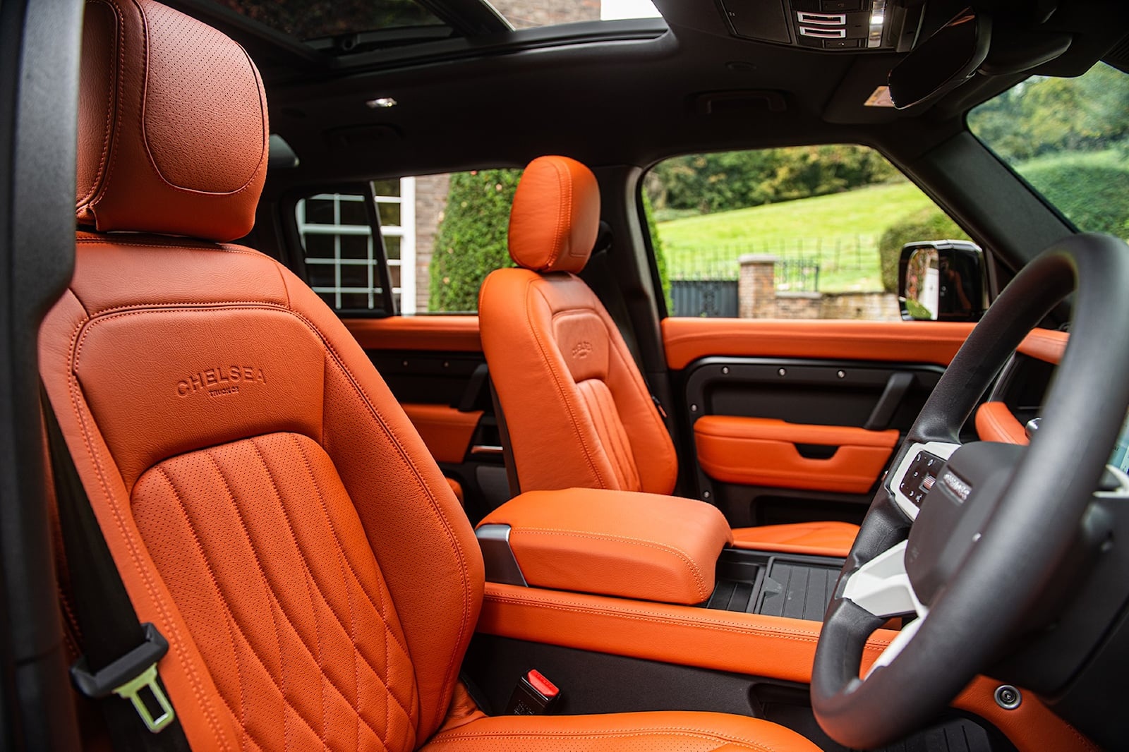 Land Rover Defender do phong cach than rong anh 17