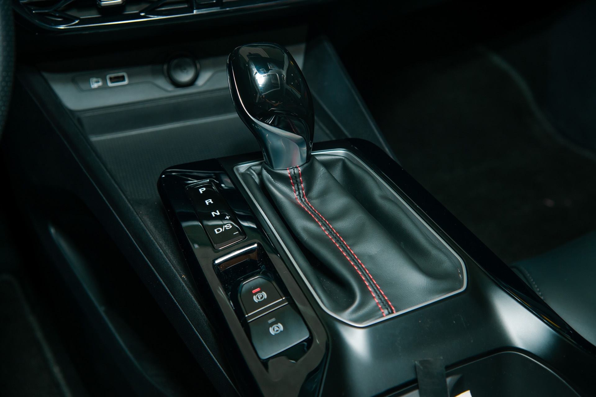 MG5 có giá 579 triệu đồng tại Việt Nam ảnh 8 MG5 co gia 579 trieu dong tai Viet Nam anh 8