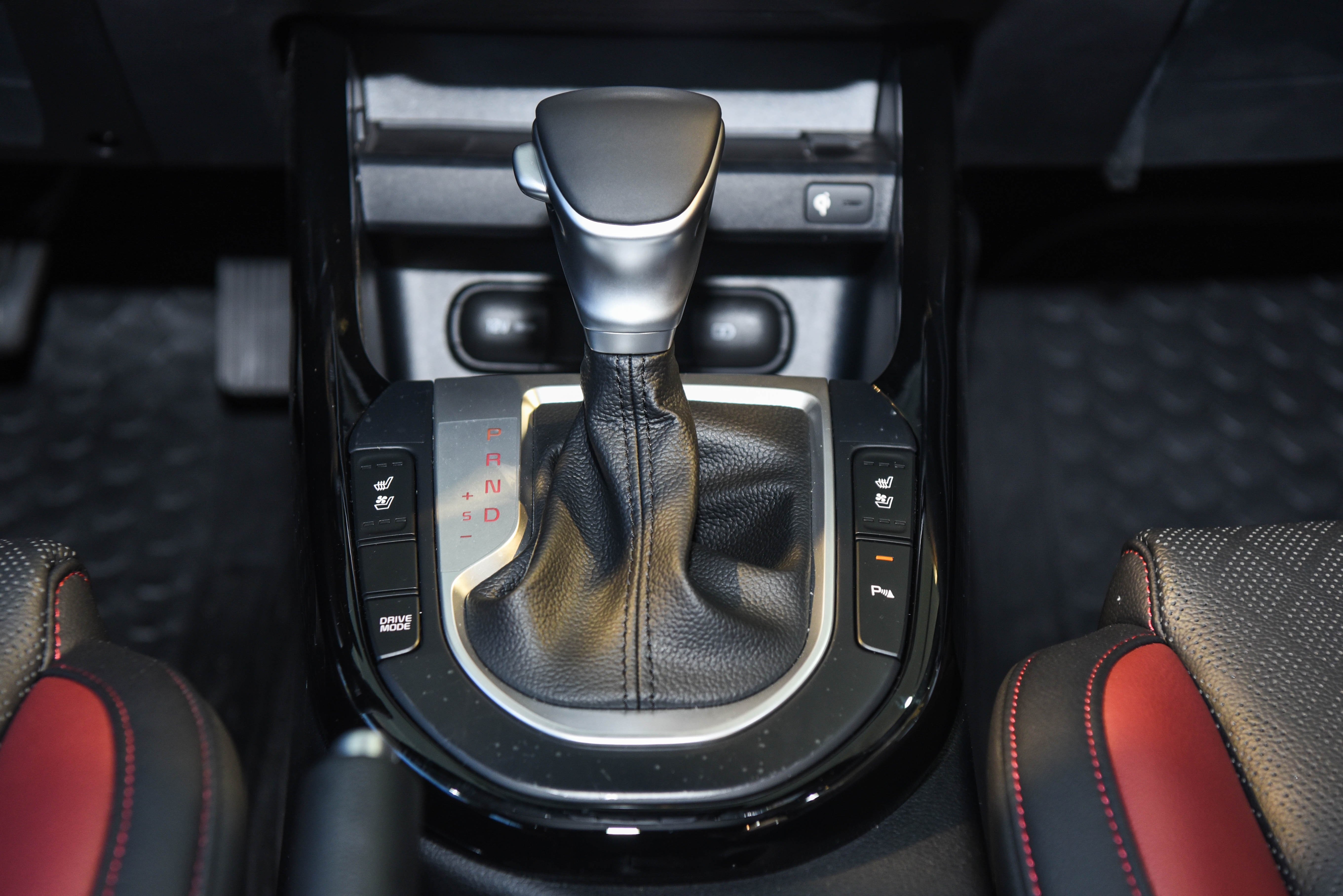 So sánh MG5 và Kia K3 ảnh 14 So sanh MG5 va Kia K3 anh 14