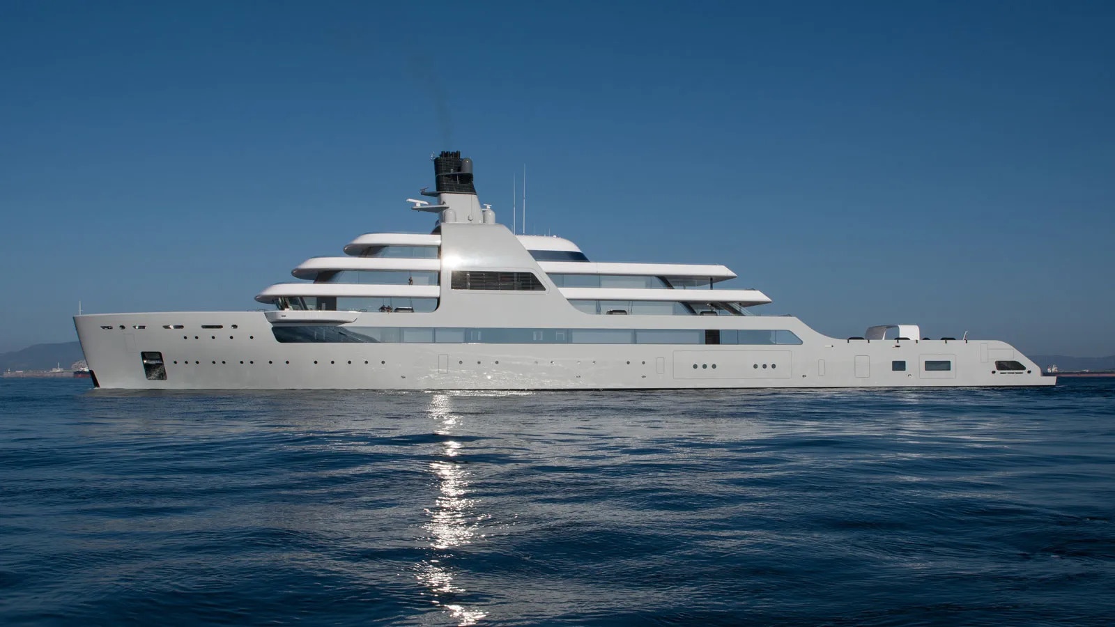 Bo suu tap du thuyen cua ong Abramovich anh 2