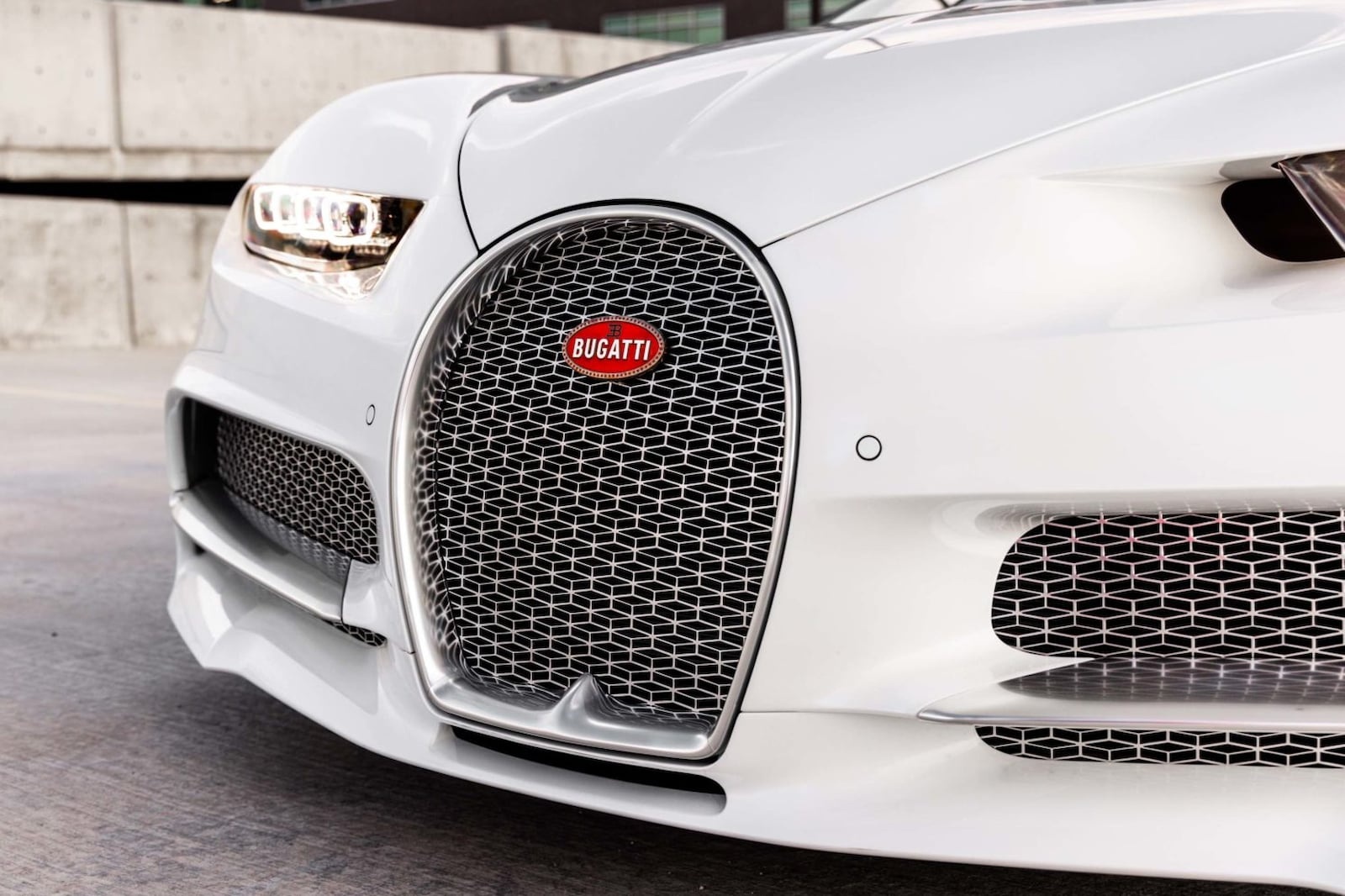 Rapper Post Malone rao bán siêu xe Bugatti Chiron ảnh 14 Rapper Post Malone rao ban sieu xe Bugatti Chiron anh 14