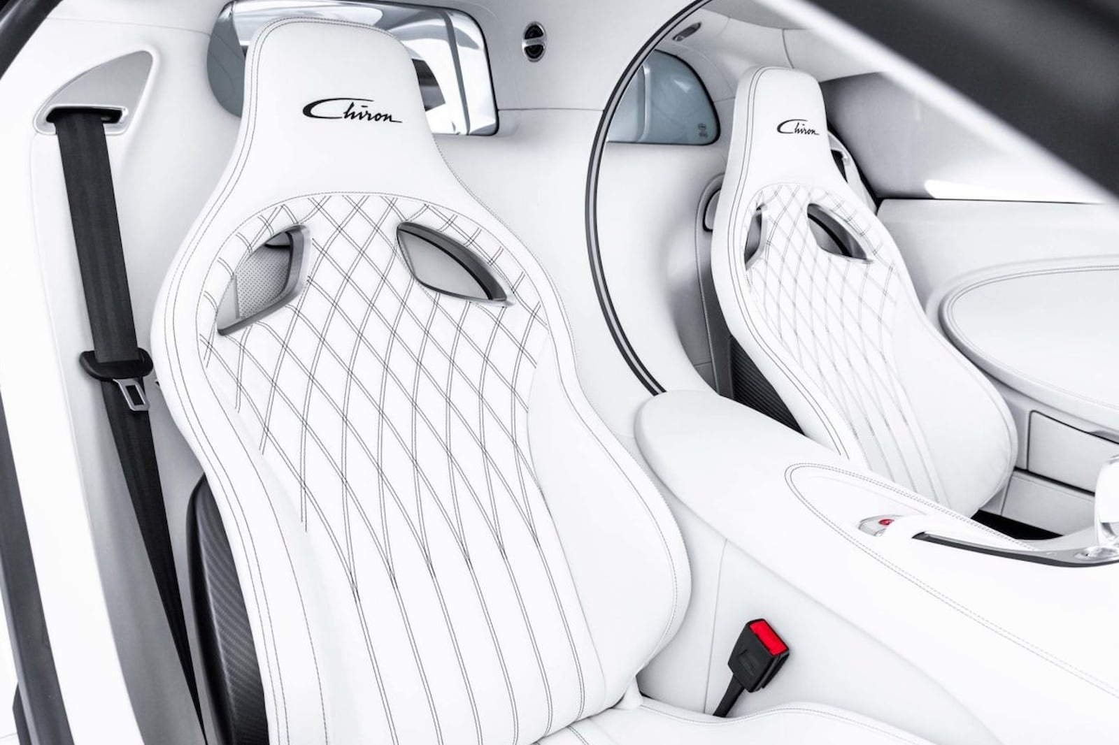 Rapper Post Malone rao bán siêu xe Bugatti Chiron ảnh 7 Rapper Post Malone rao ban sieu xe Bugatti Chiron anh 7