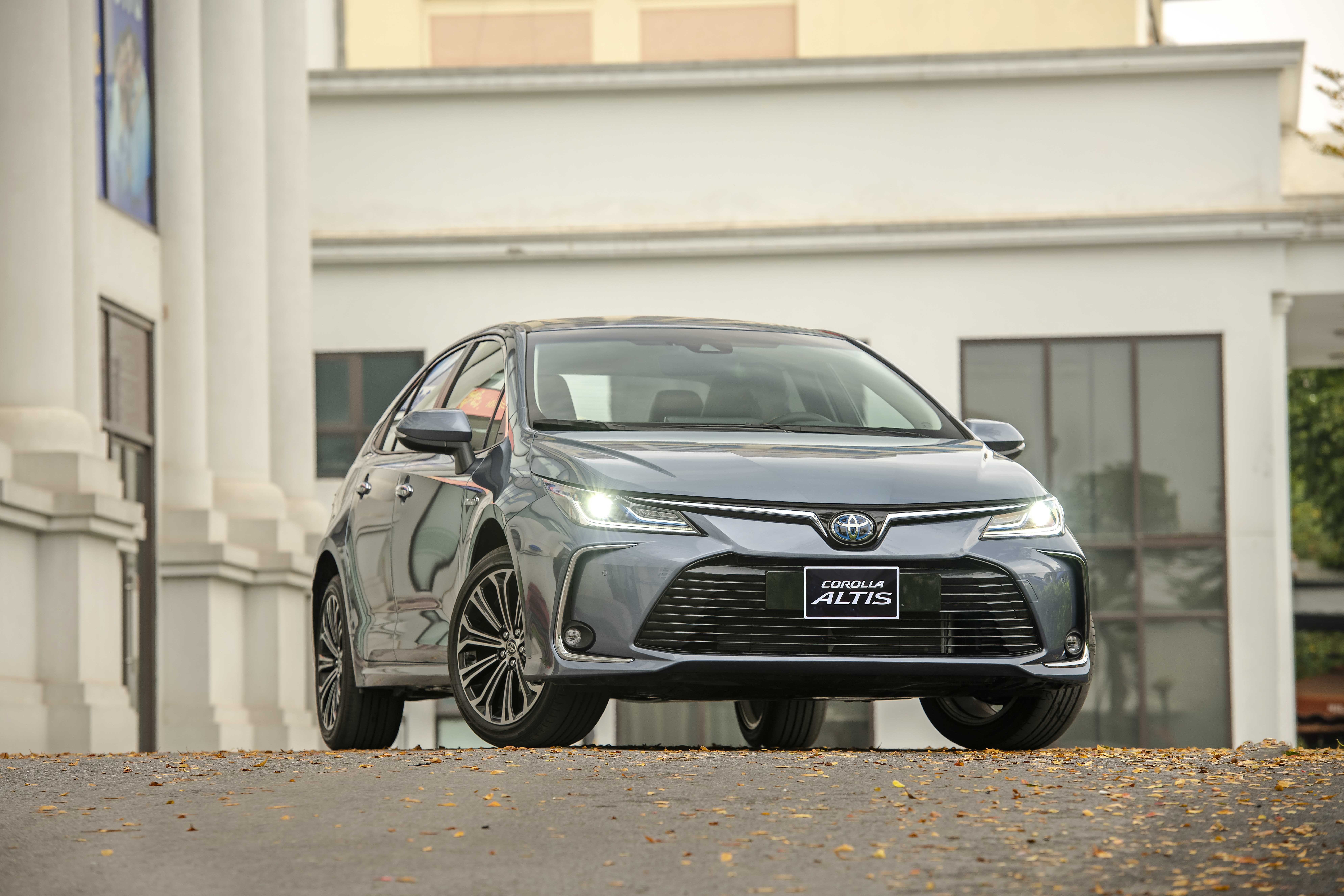 Toyota Corolla Altis 2022 duoc ra mat anh 2