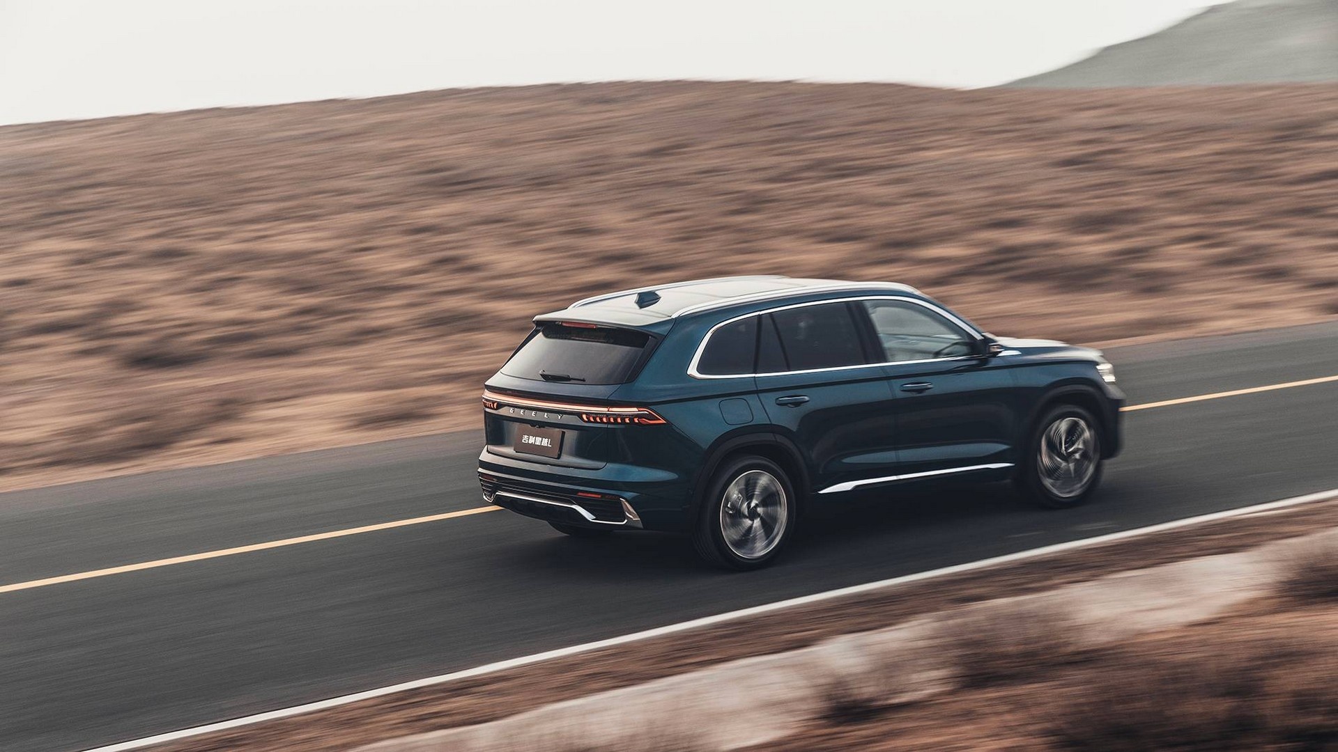 Cac hang xe Trung Quoc huong loi o Nga anh 1