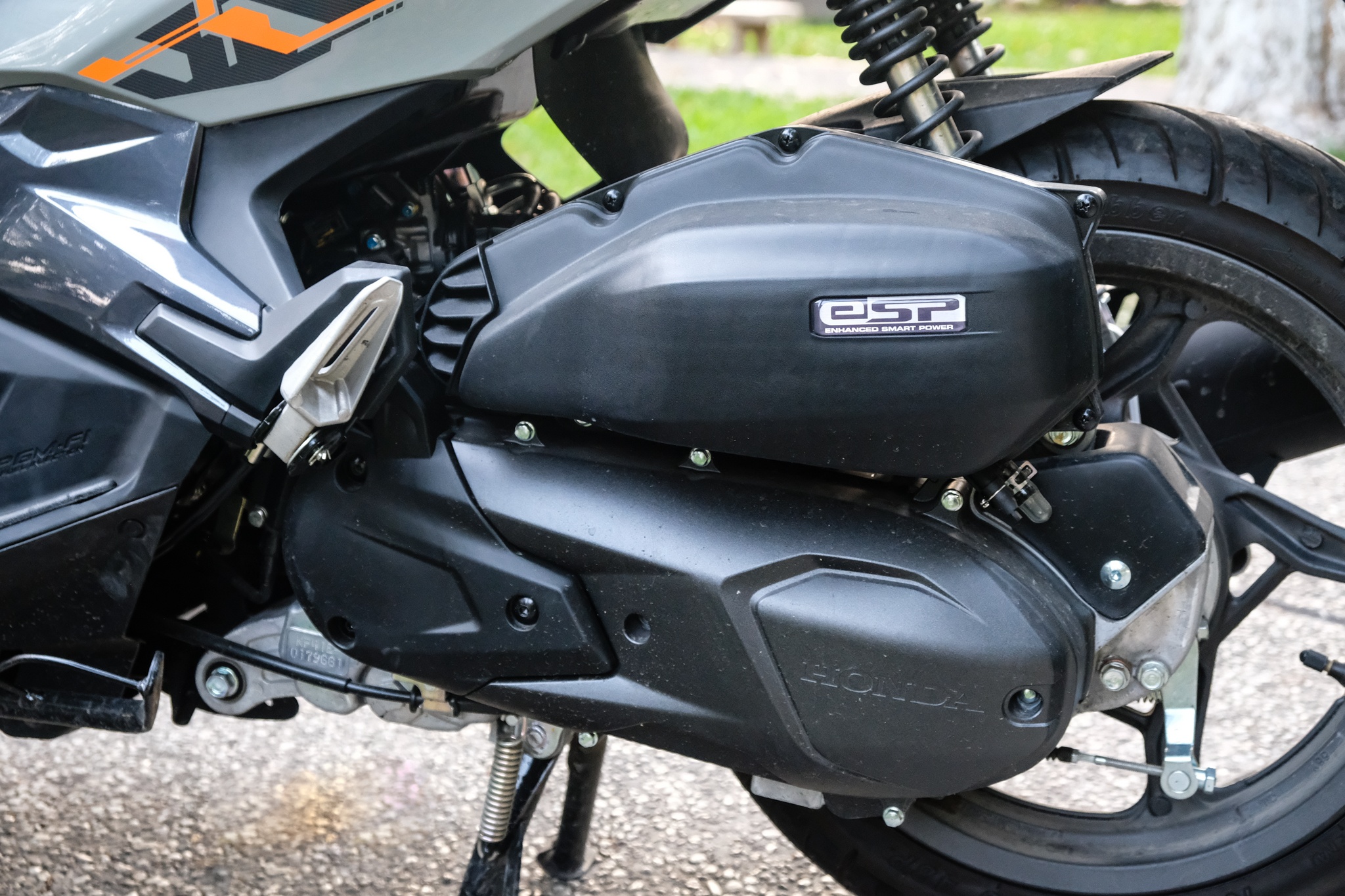 Nen mua Honda Vario 160 hay Honda Air Blade 150? anh 12