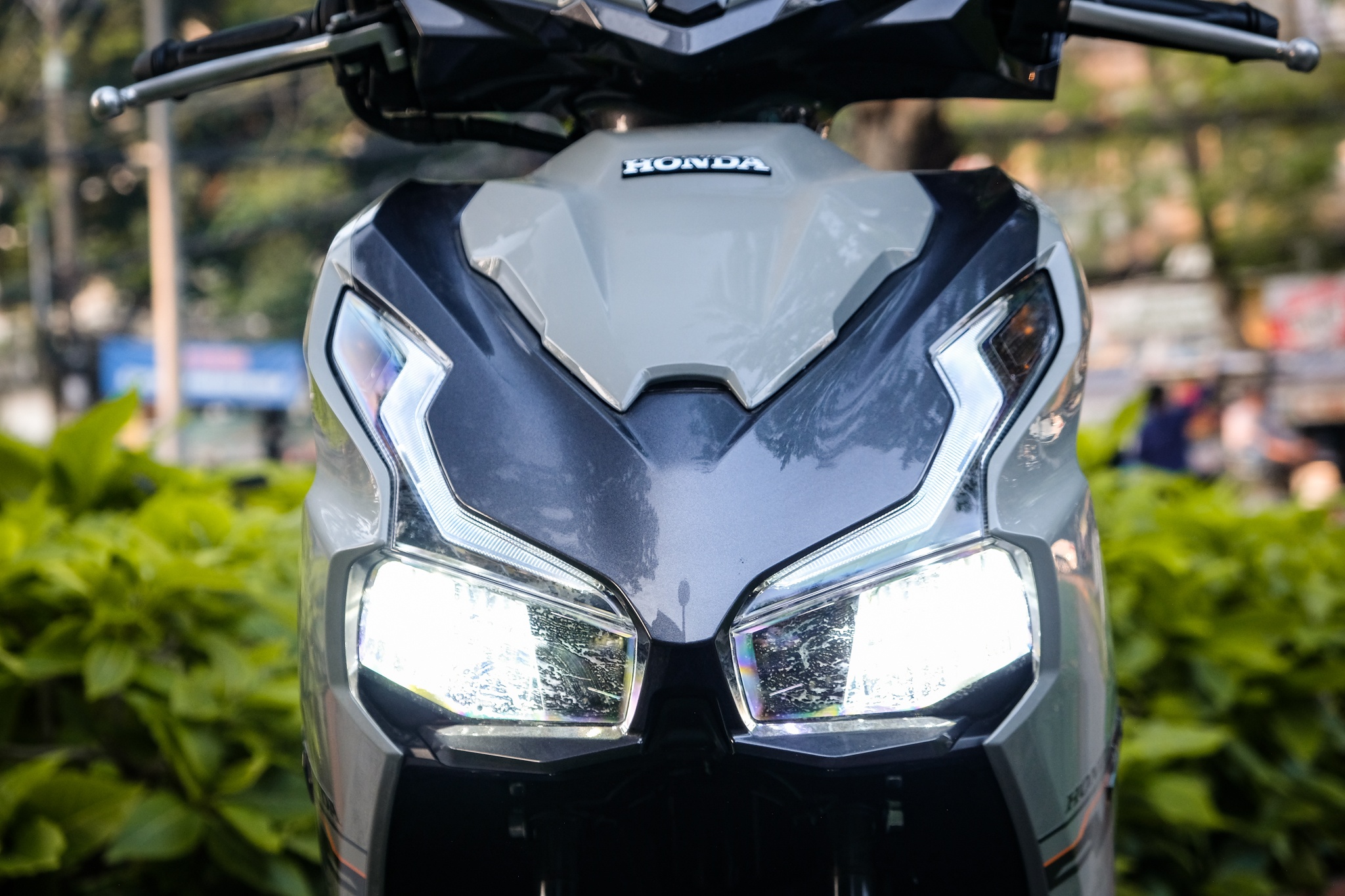 Nen mua Honda Vario 160 hay Honda Air Blade 150? anh 6