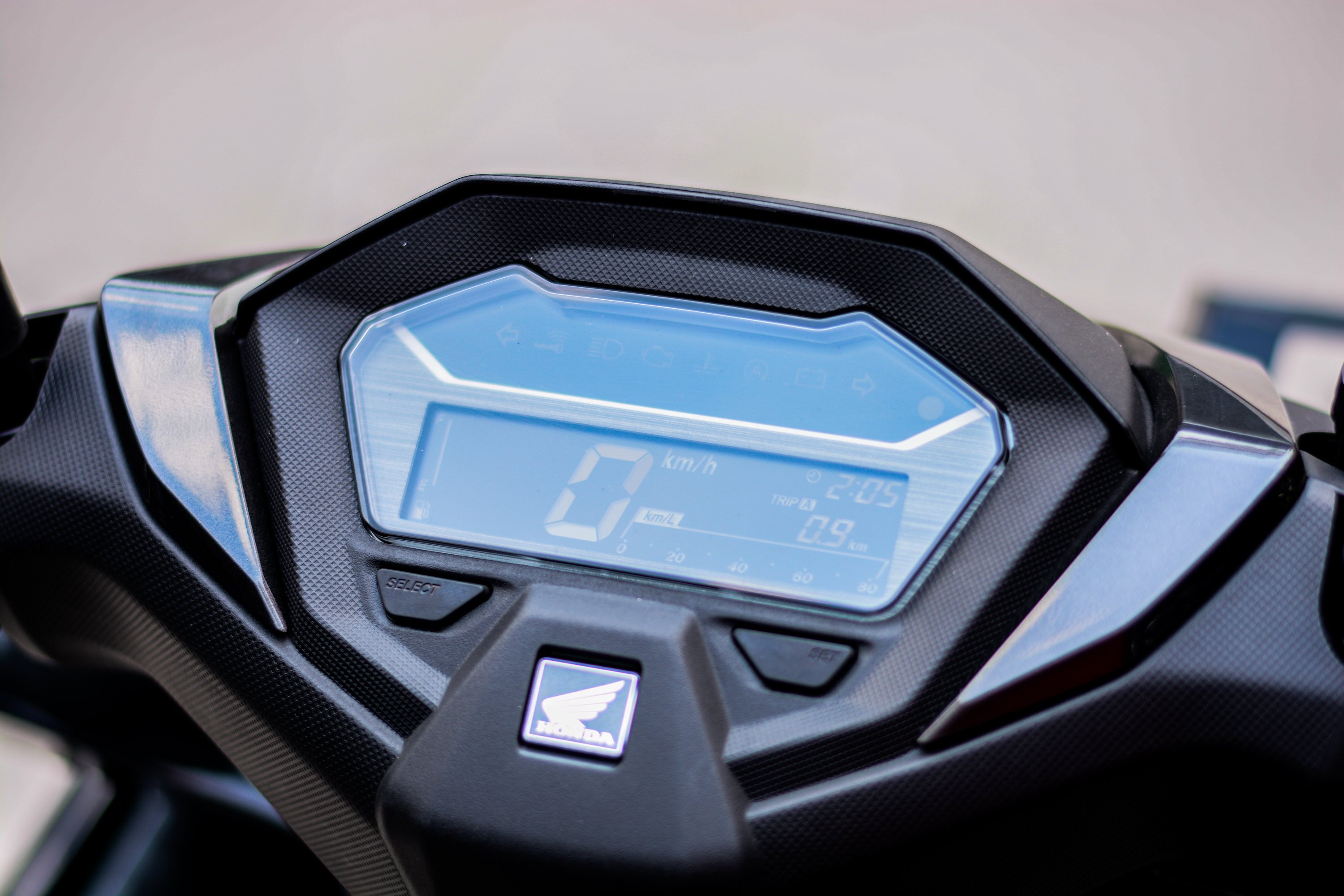 Nen mua Honda Vario 160 hay Honda Air Blade 150? anh 7