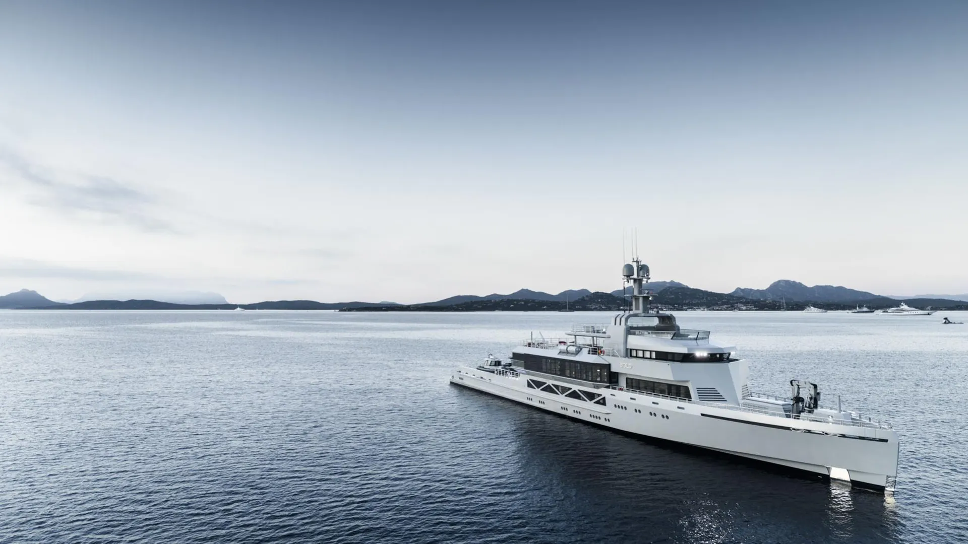 Sieu du thuyen Bold mang kieu dang tau quan su anh 12