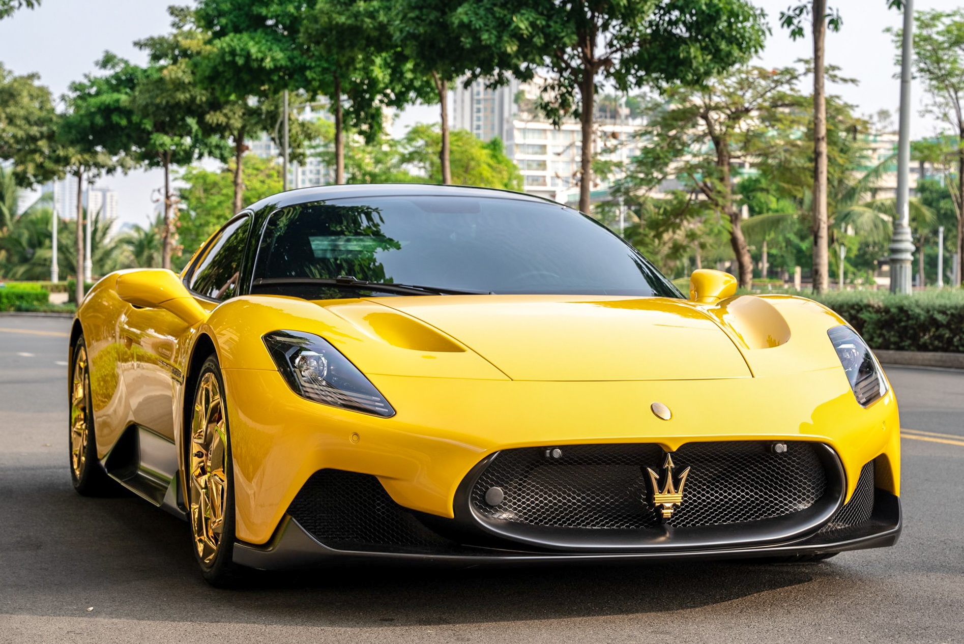 Maserati MC20 duoc ma vang doc nhat Viet Nam anh 2