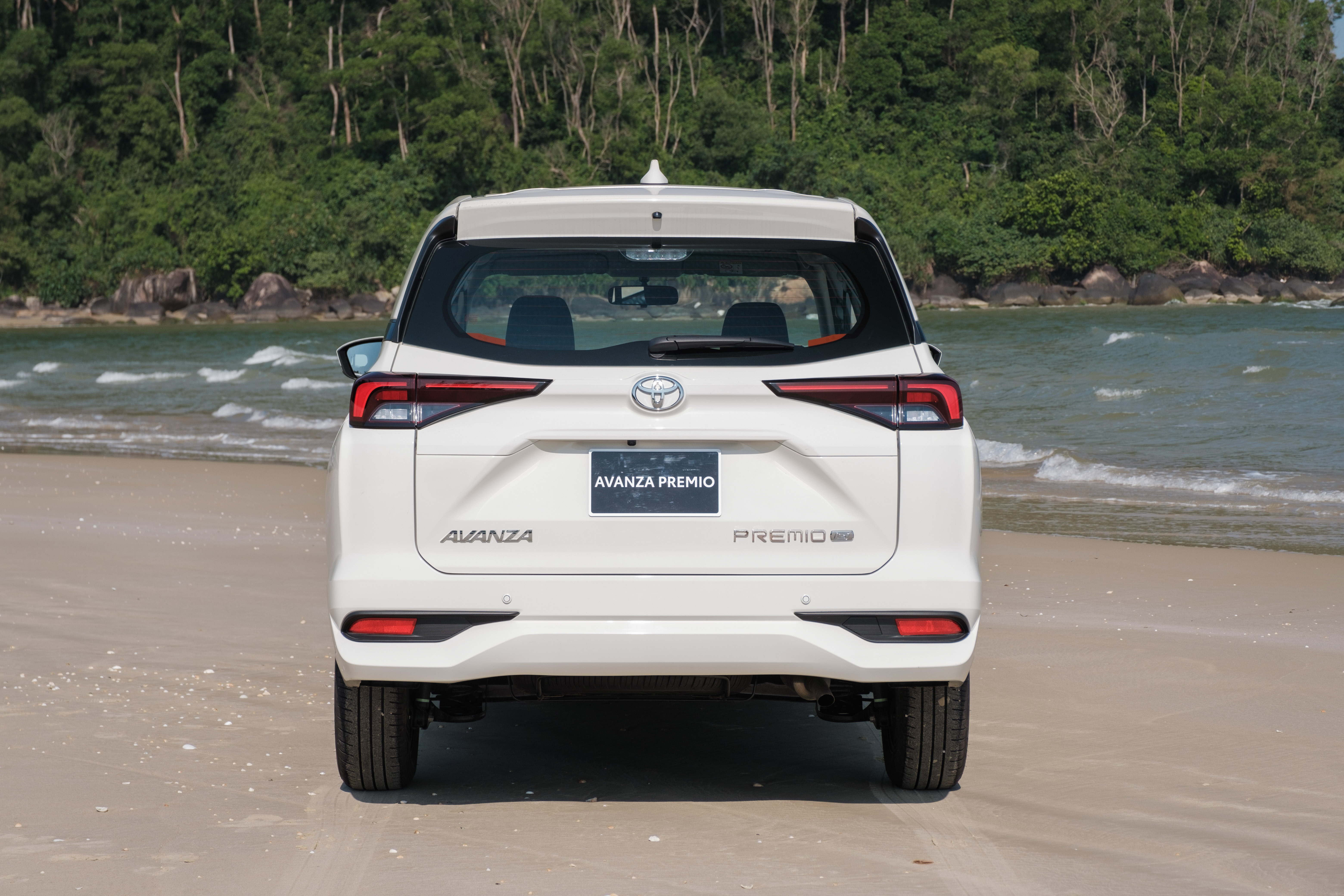 MPV 7 cho gia re anh 8