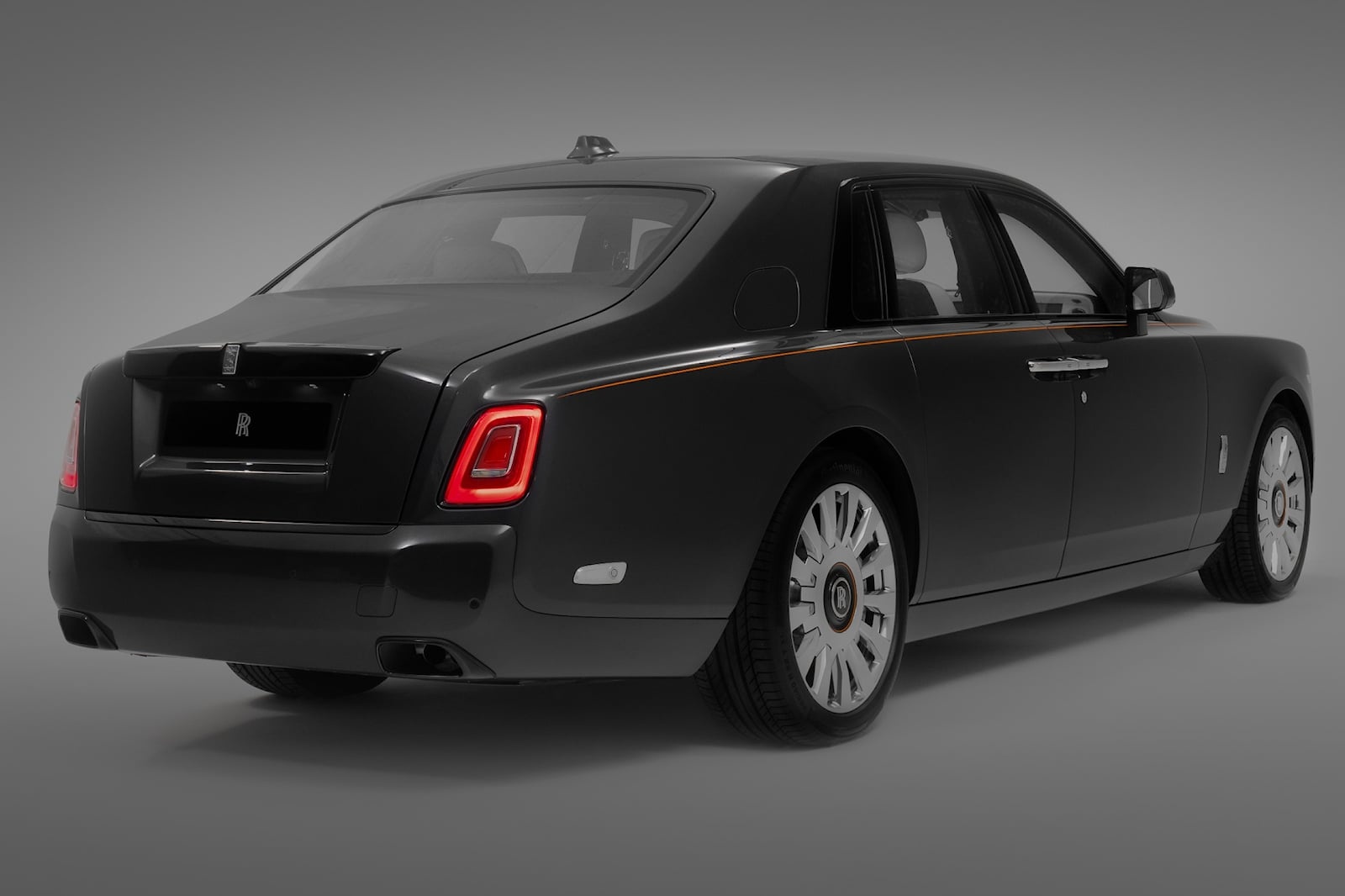 Rolls-Royce Phantom ban carbon doc nhat the gioi anh 3